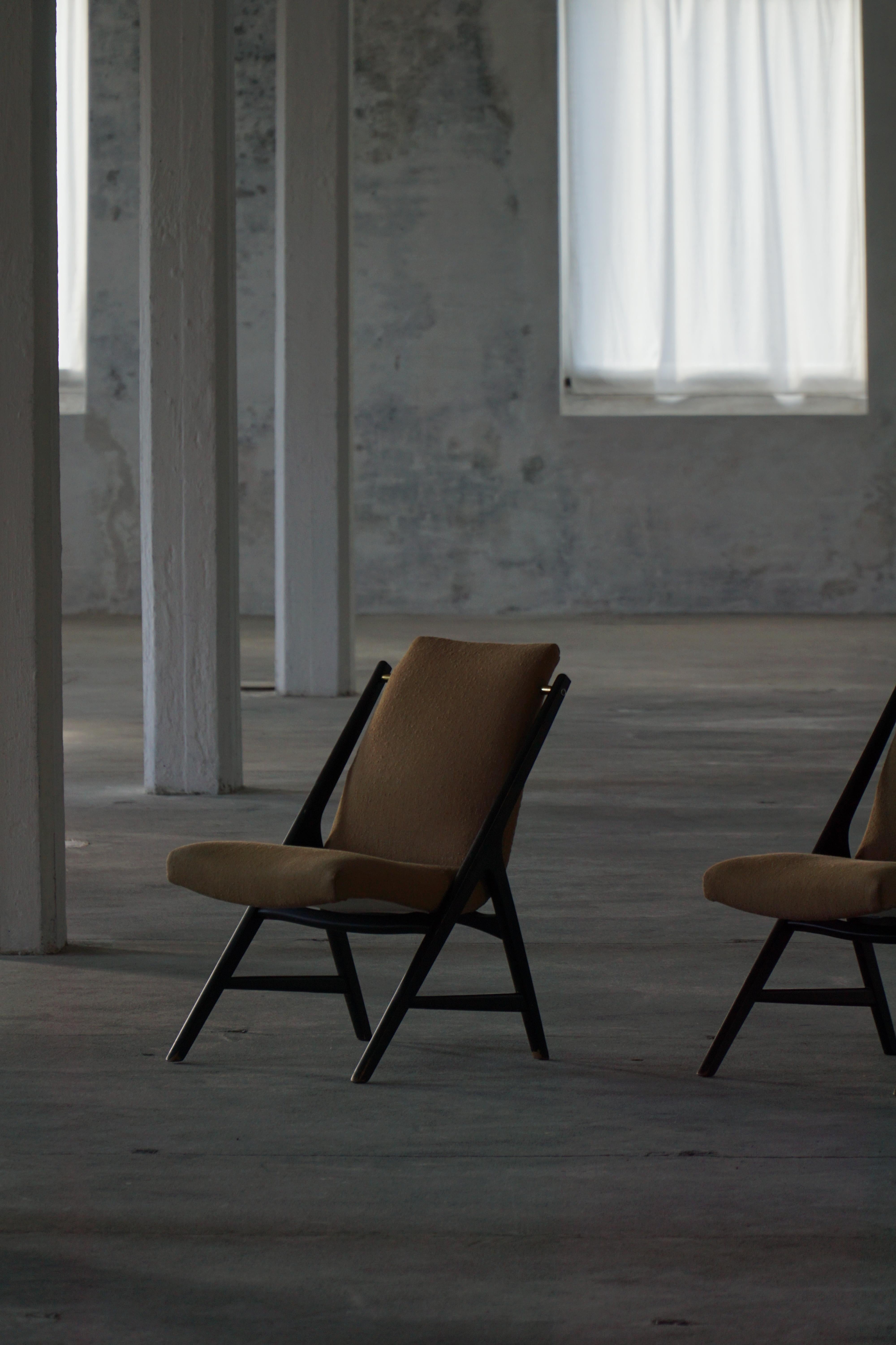 Paire de fauteuils en bouclé du milieu du siècle dernier, Suède, 1960 en vente 9