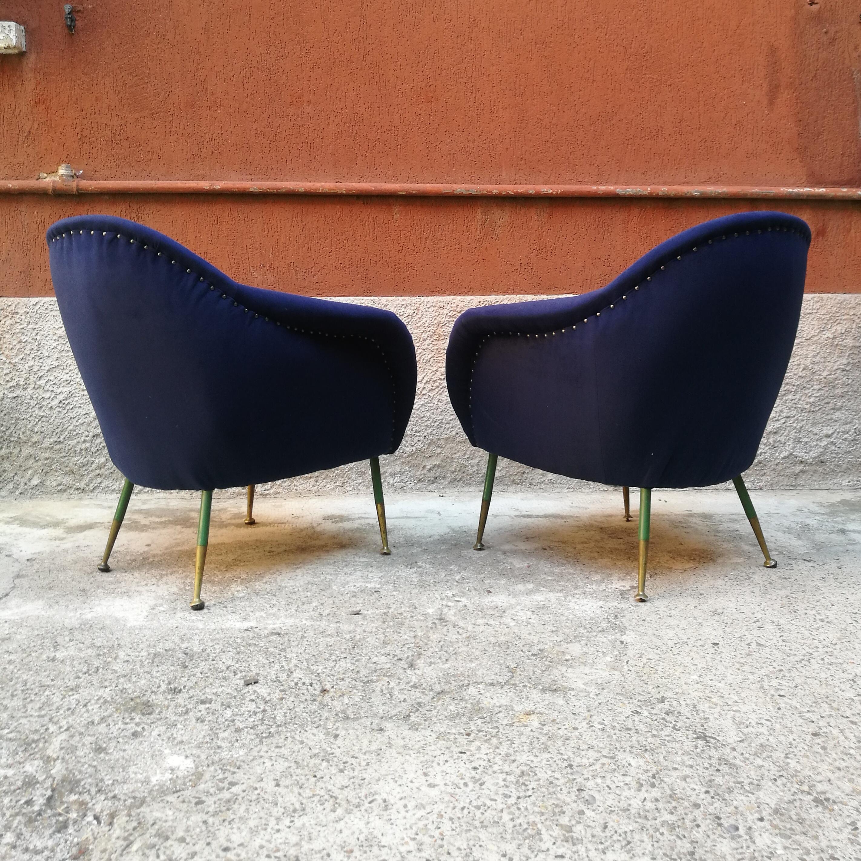 Pair of Midcentury Armchairs in Fabric Blu with Green Legs and Brass, 1960 In Good Condition In MIlano, IT