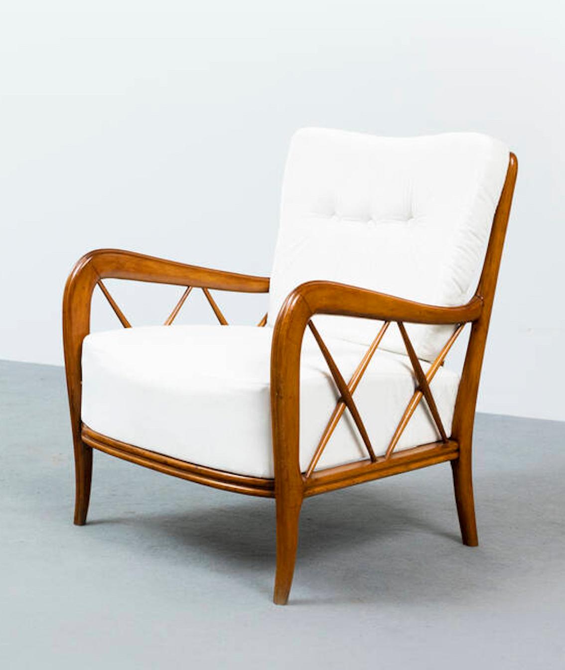 Pair of Mid-Century armchairs in the style of Paolo Buffa, Italy

This is a very elegant pair of 1950s Italian armchairs, polished solid wood structure and fabric cushions, an iconic and very refined shape that is well suited to different living