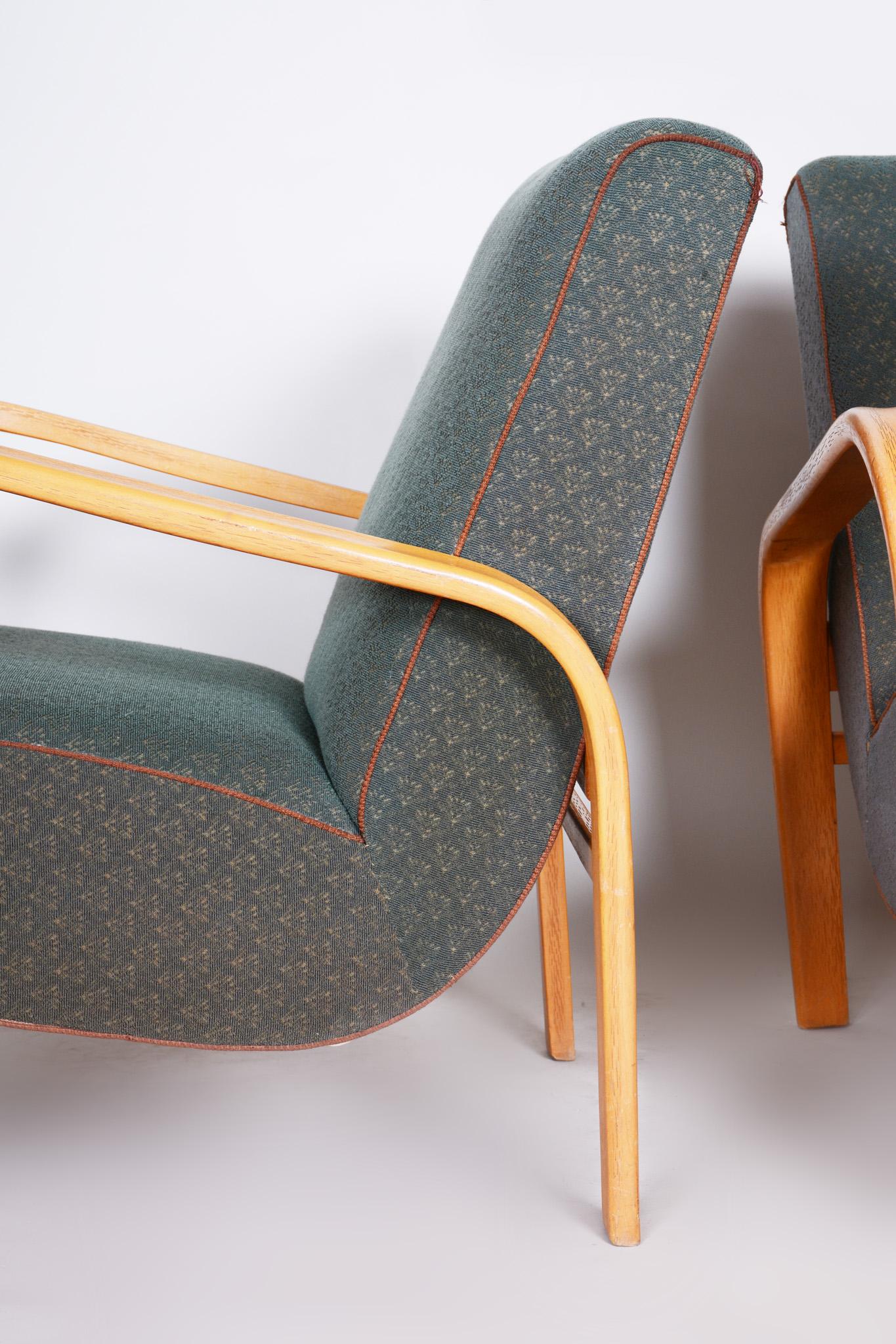 Mid-Century Modern Pair of Mid Century Armchairs Made in Czechia 1930s, Collaboration with Halabala For Sale