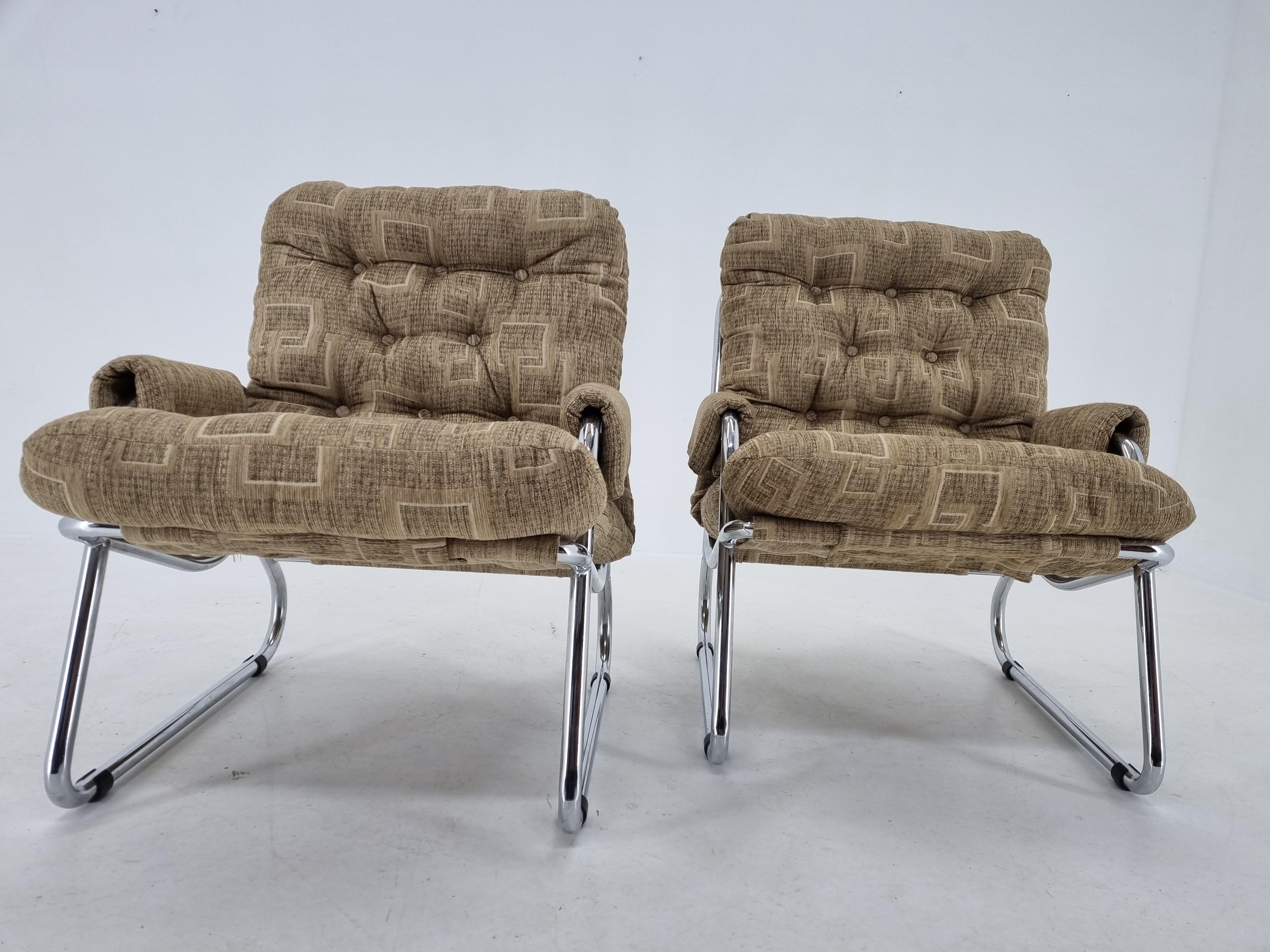 Pair of Mid-Century Armchairs, Peter Hoyte, 1970s 4
