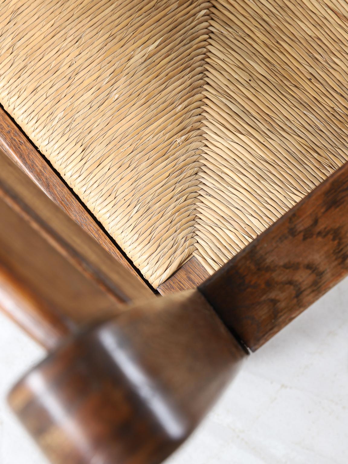 Coppia di poltrone francesi anni '50 in Oak e paglia intrecciata in vendita 7