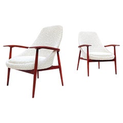 Retro Pair of Mid-Century Armchairs, Wood and White Boucle Fabric, Italy 1960s