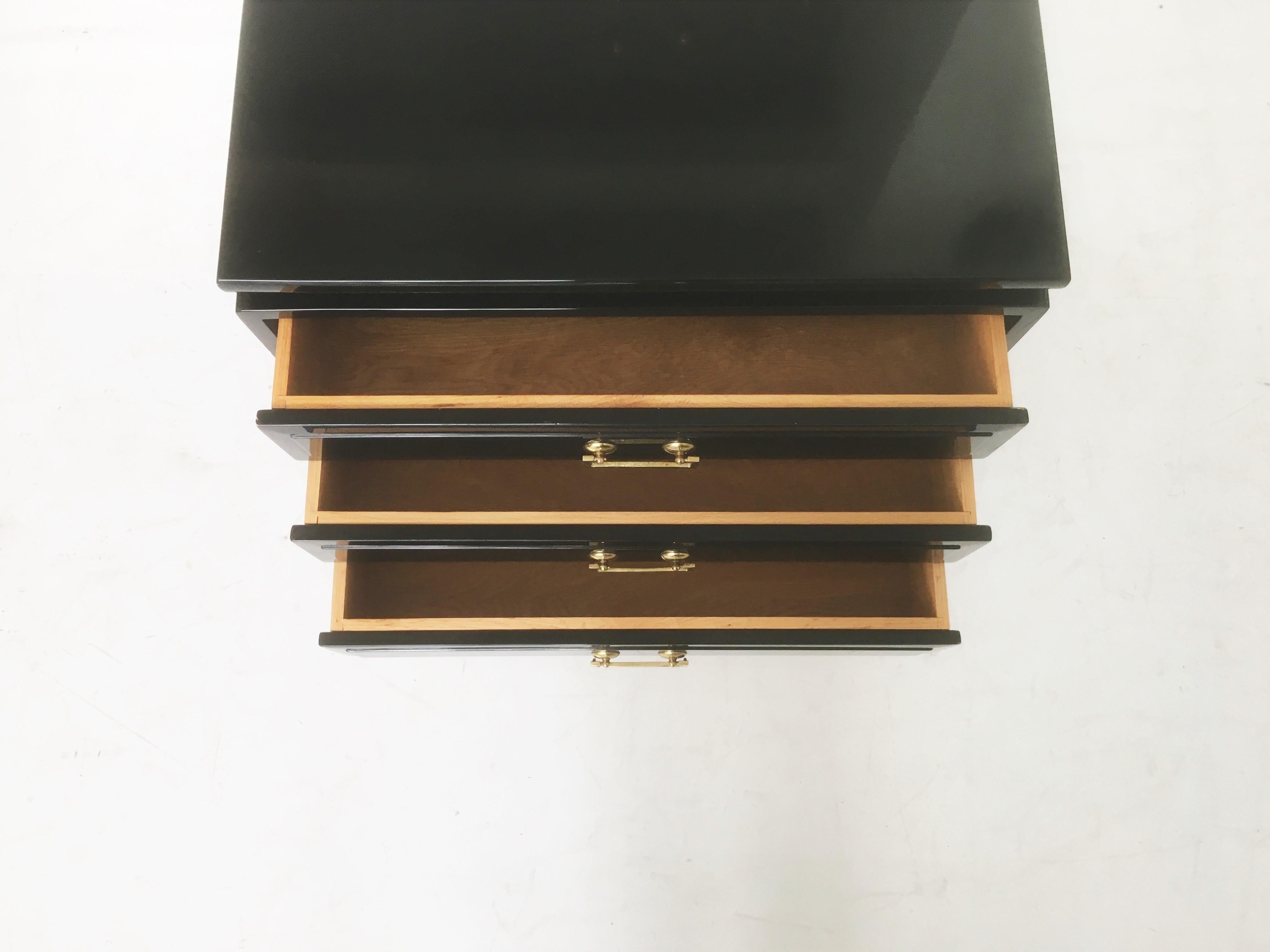 Pair of Midcentury Asian Style Lacquered Three-Drawer Chests 2