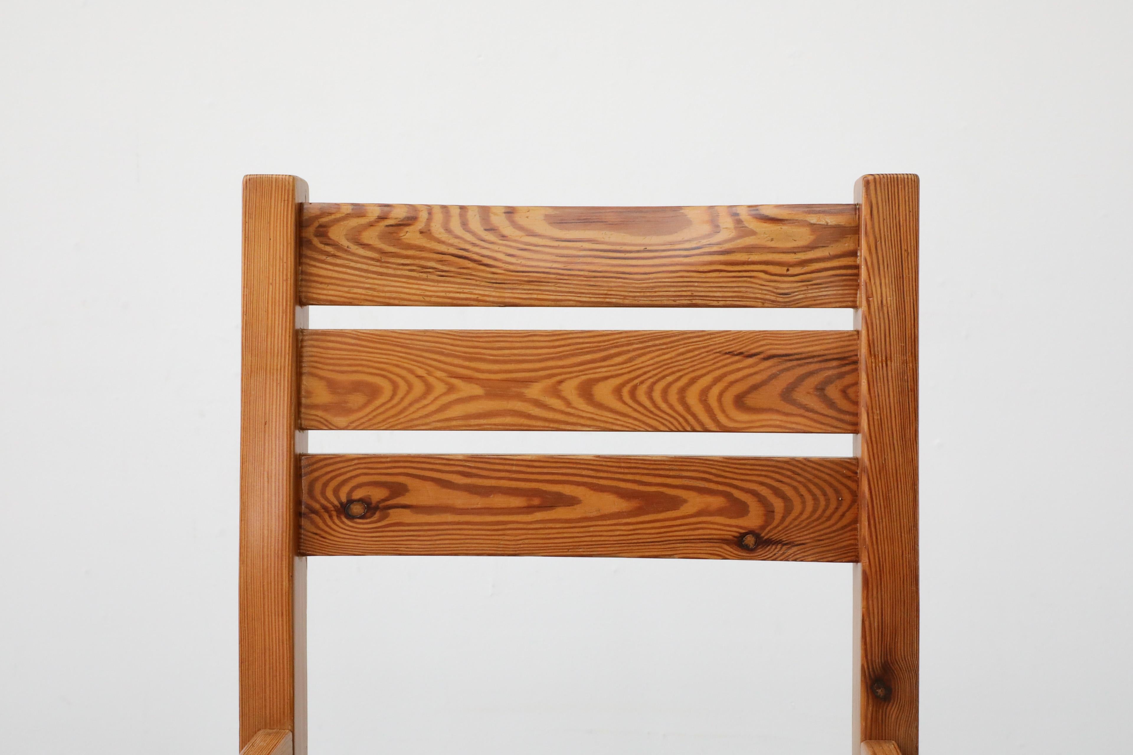 Pair of Mid-Century Ate van Apeldoorn Style Ladder Back Pine Chairs For Sale 4