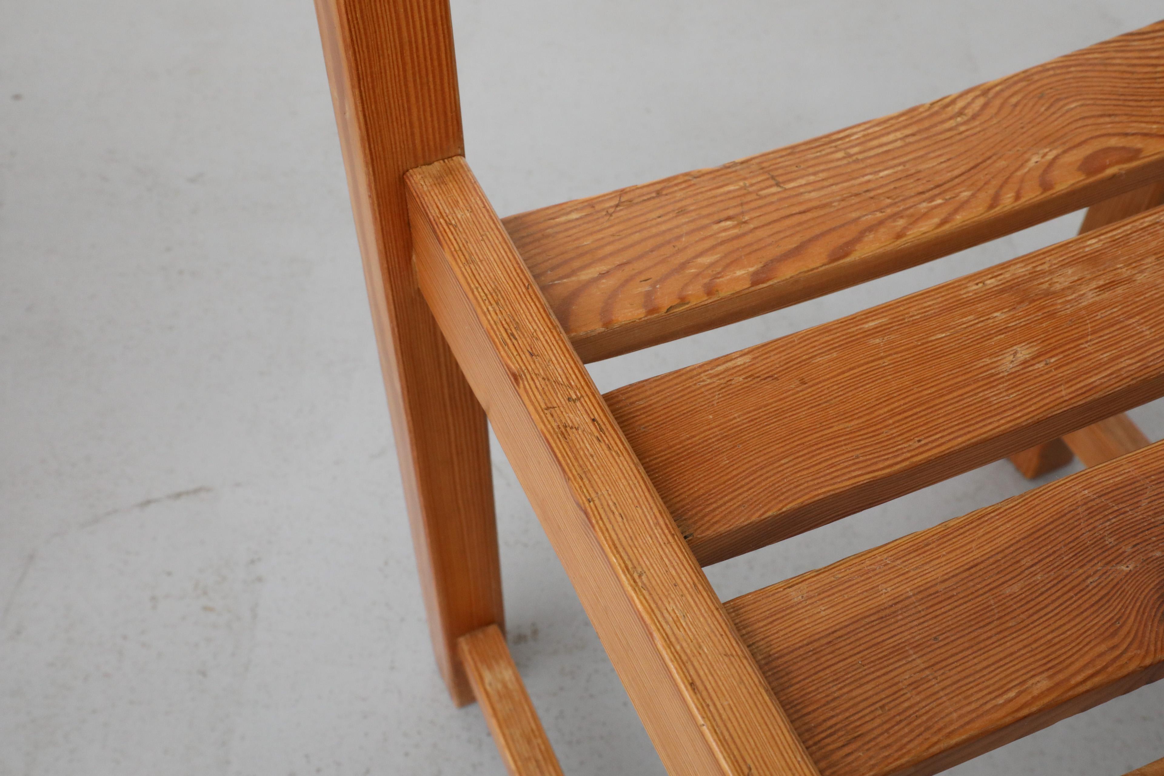 Pair of Mid-Century Ate van Apeldoorn Style Ladder Back Pine Chairs For Sale 10