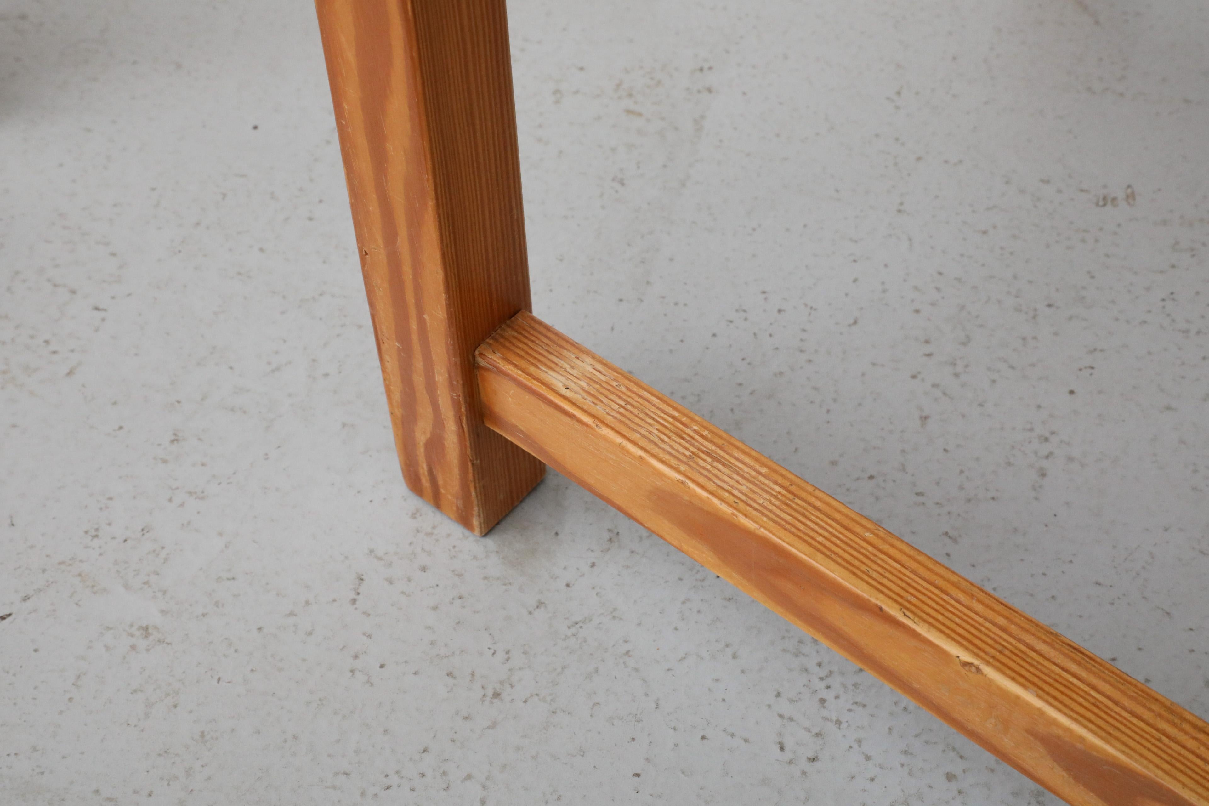 Pair of Mid-Century Ate van Apeldoorn Style Ladder Back Pine Chairs For Sale 11