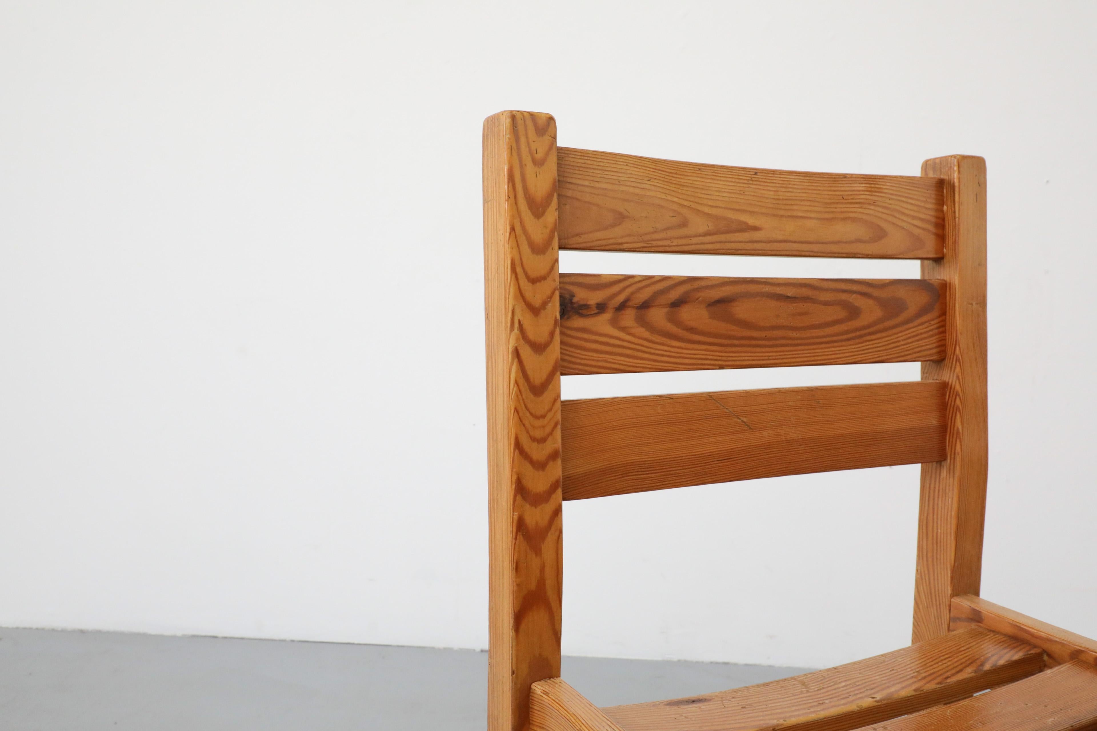 Pair of Mid-Century Ate van Apeldoorn Style Ladder Back Pine Chairs For Sale 3