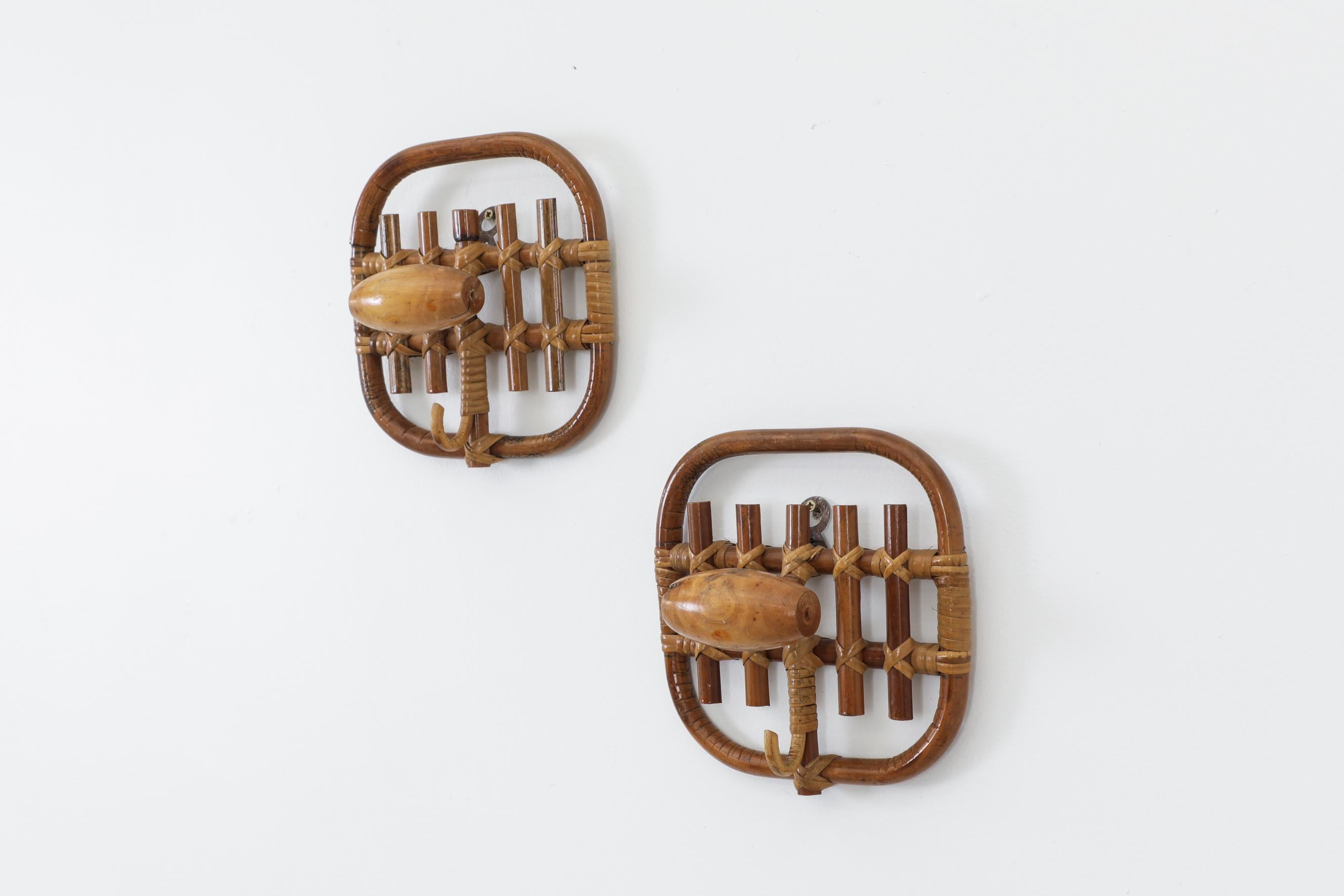 Mid-Century Modern Pair of Mid-Century Bamboo and Wood Hooks Attributed to Vittorio Bonacina For Sale