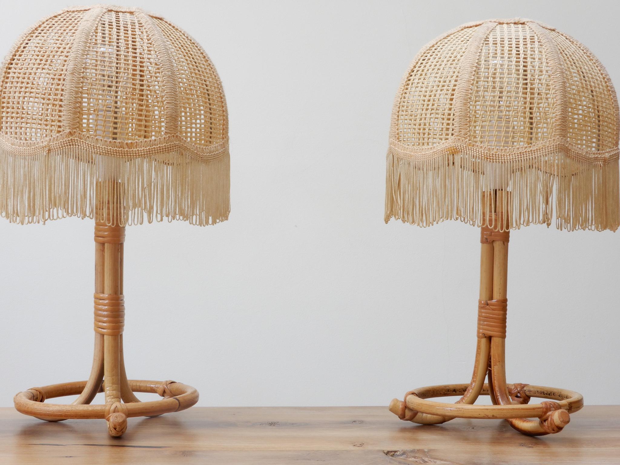 fringe lamp