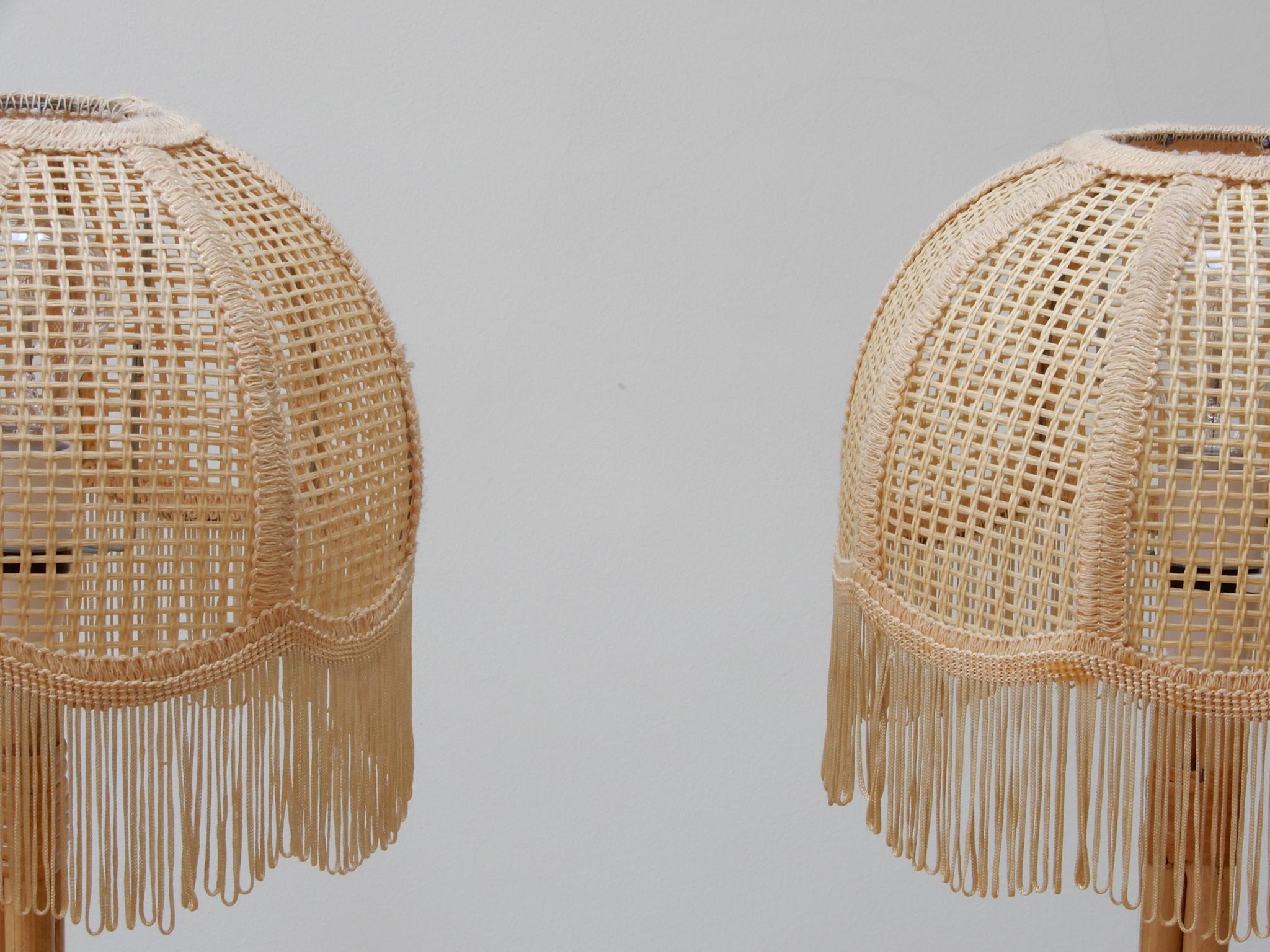 Mid-20th Century Pair of Midcentury Bamboo Table Lamp with Fringe Shade