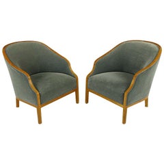Retro Pair of Midcentury Bankers Lounge Chairs by Ward Bennett