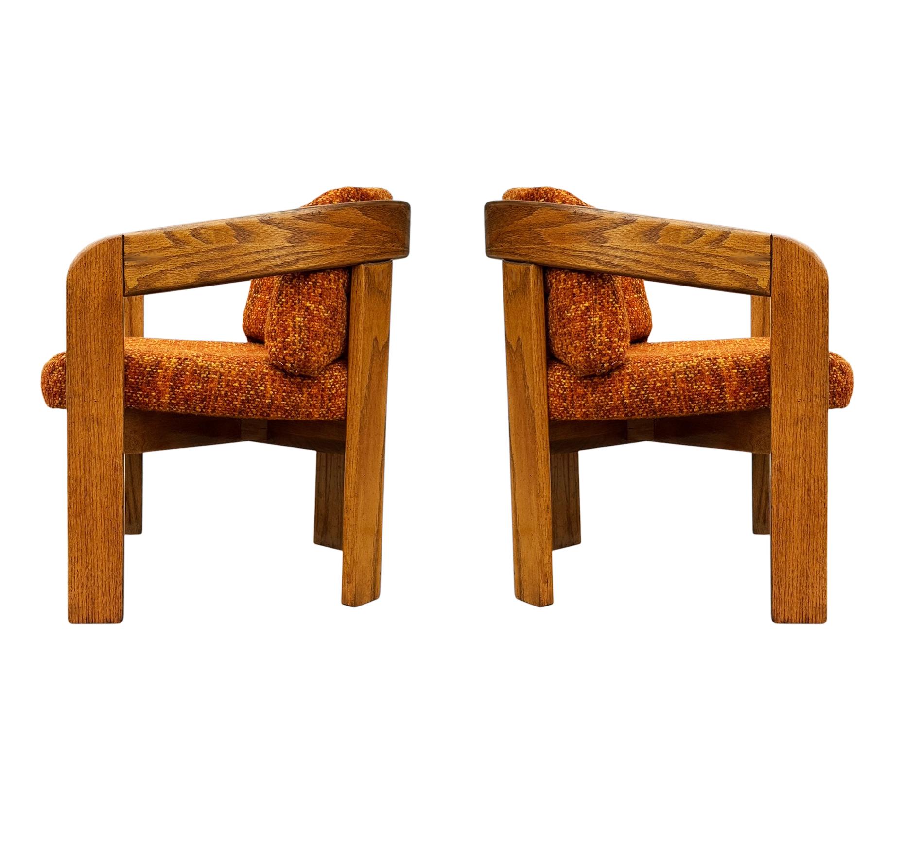Pair of Mid-Century Barrel Back Lounge Chairs in Oak after Lou Hodges For Sale 10