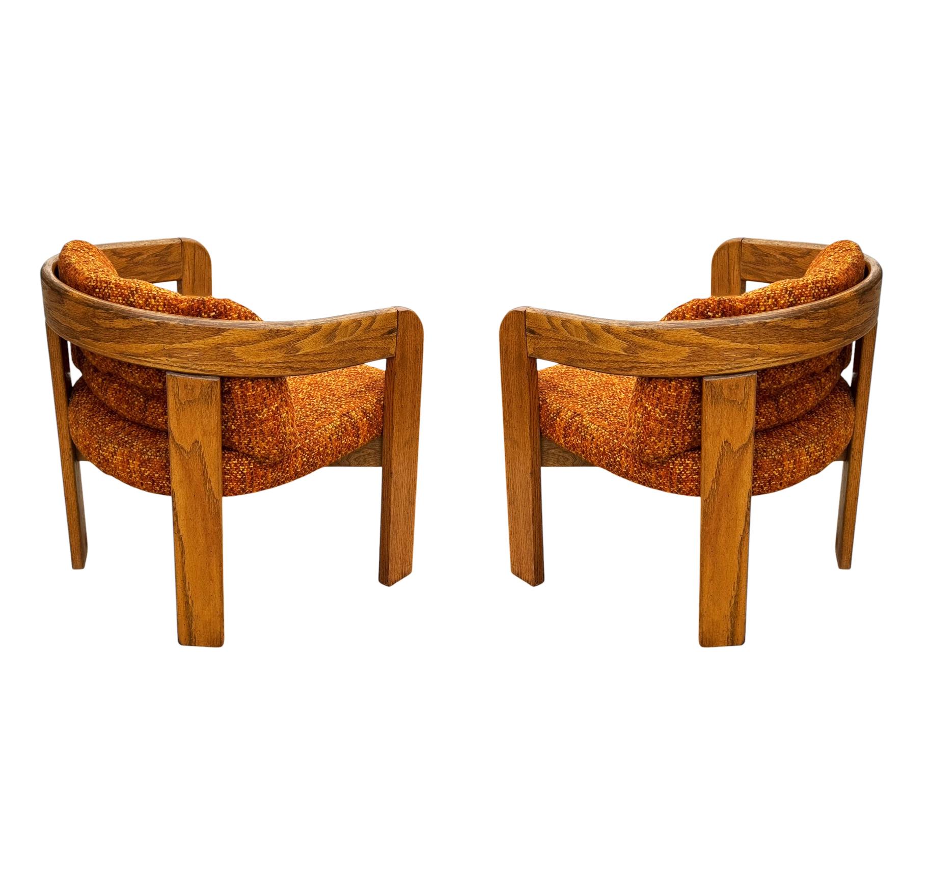 American Pair of Mid-Century Barrel Back Lounge Chairs in Oak after Lou Hodges For Sale