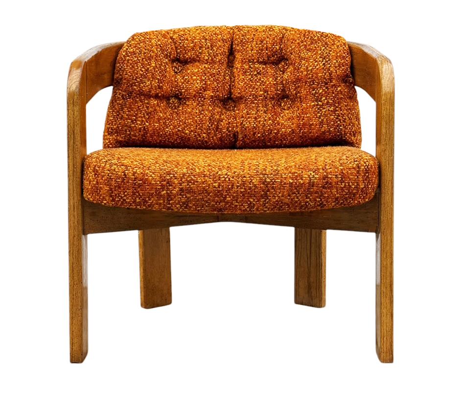 Pair of Mid-Century Barrel Back Lounge Chairs in Oak after Lou Hodges In Good Condition For Sale In Philadelphia, PA