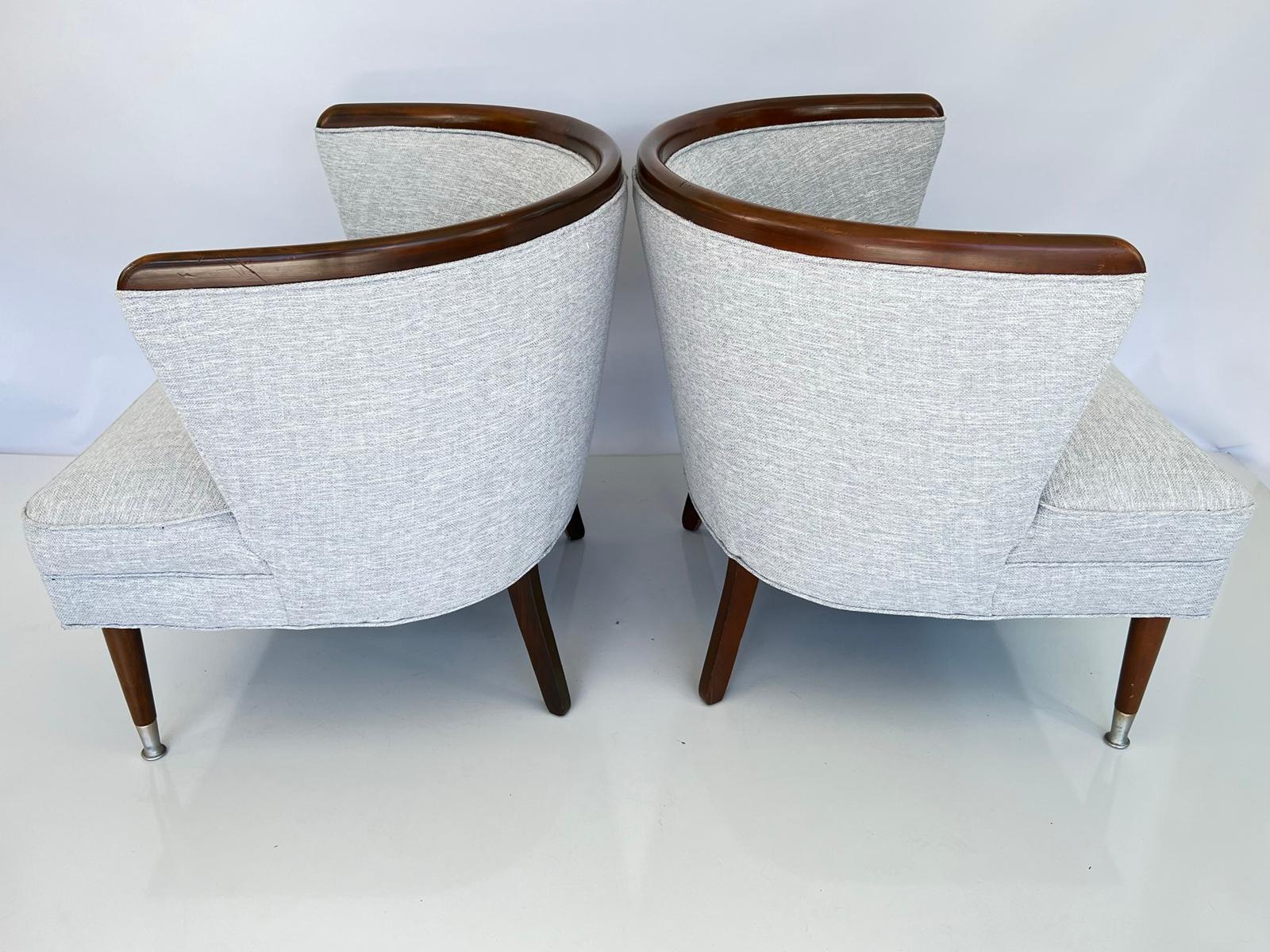 Metal Pair of Mid-Century Barrel-Form Bergeres For Sale