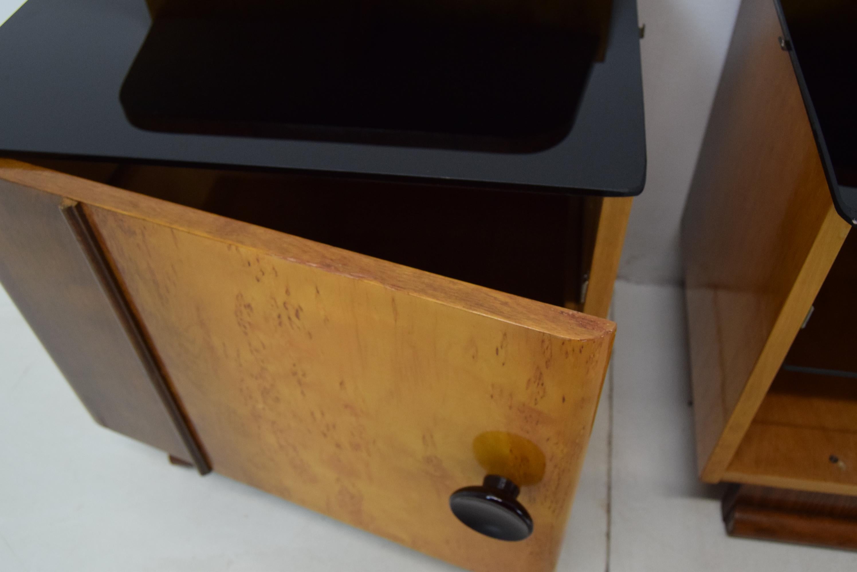 Pair of Mid-Century Bedside Tables, 1950s For Sale 6
