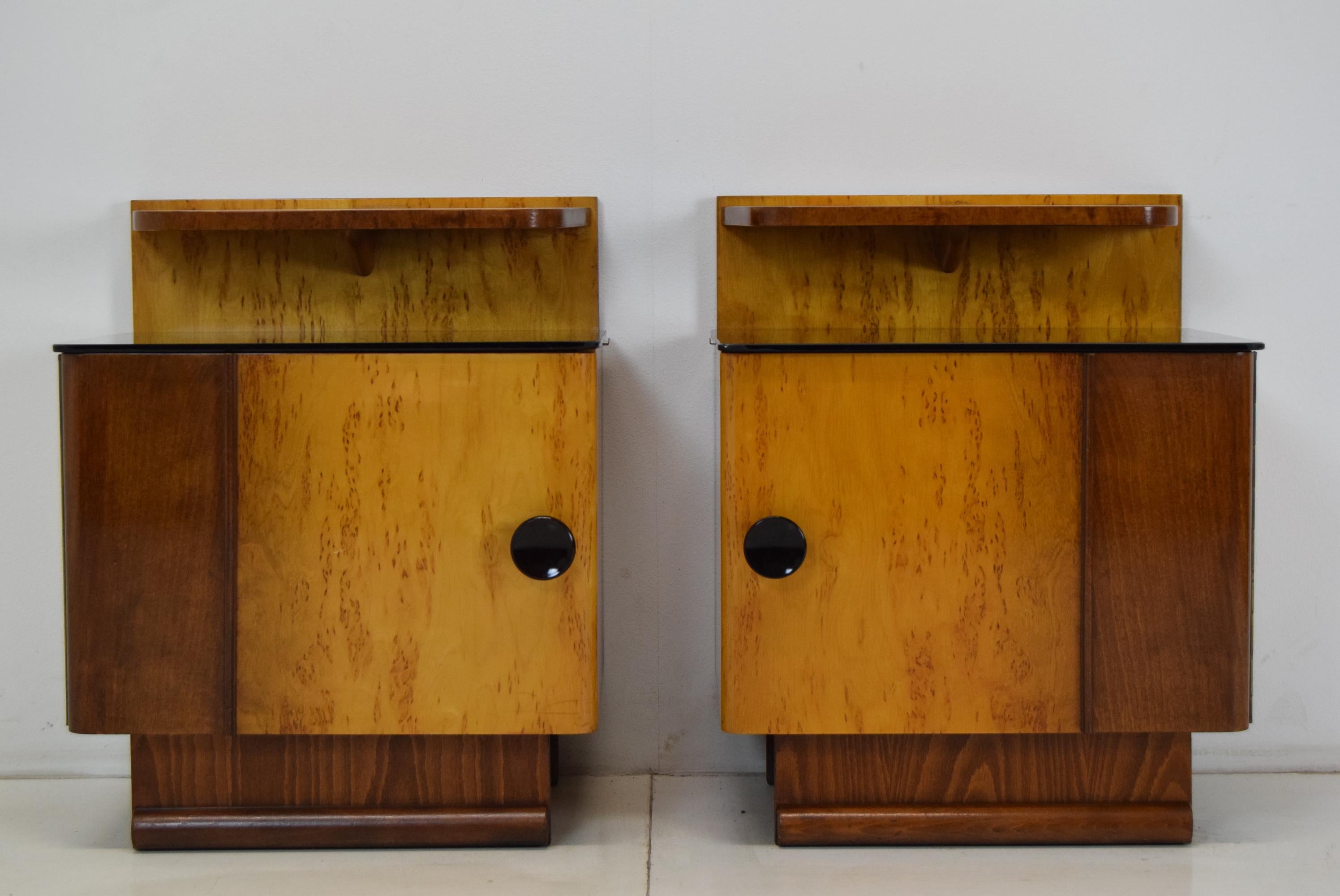 Mid-Century Modern Pair of Mid-Century Bedside Tables, 1950s For Sale