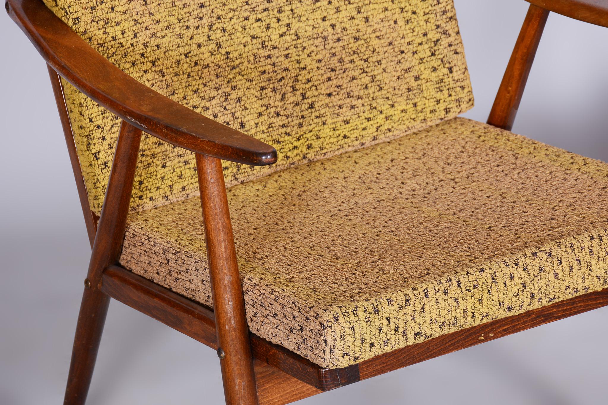 Mid-Century Modern Pair of Midcentury Beech Armchairs, Úluv, Revived Polish, Czechia, 1960s For Sale