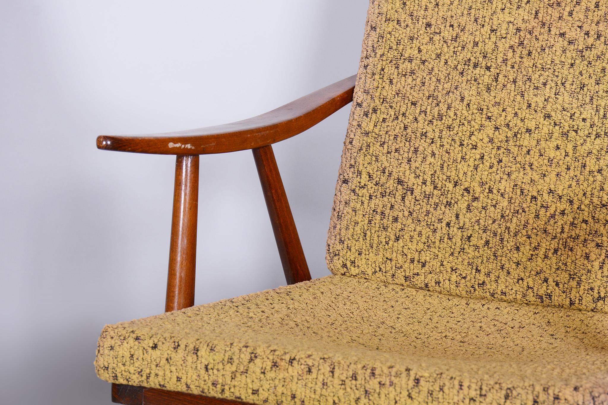 Fabric Pair of Midcentury Beech Armchairs, Úluv, Revived Polish, Czechia, 1960s For Sale