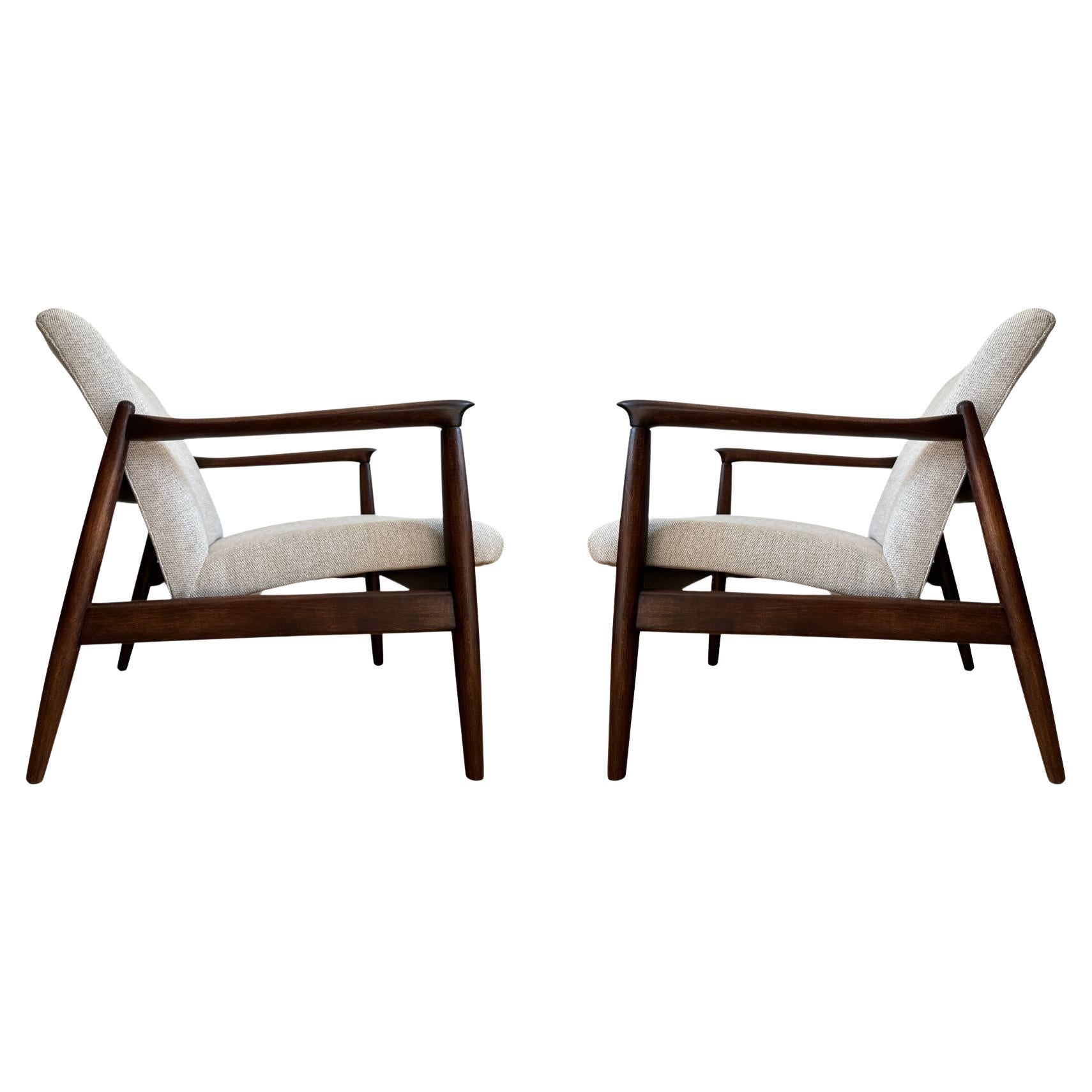 Pair of Mid Century Beige GFM-64 Armchairs by Edmund Homa, 1960s