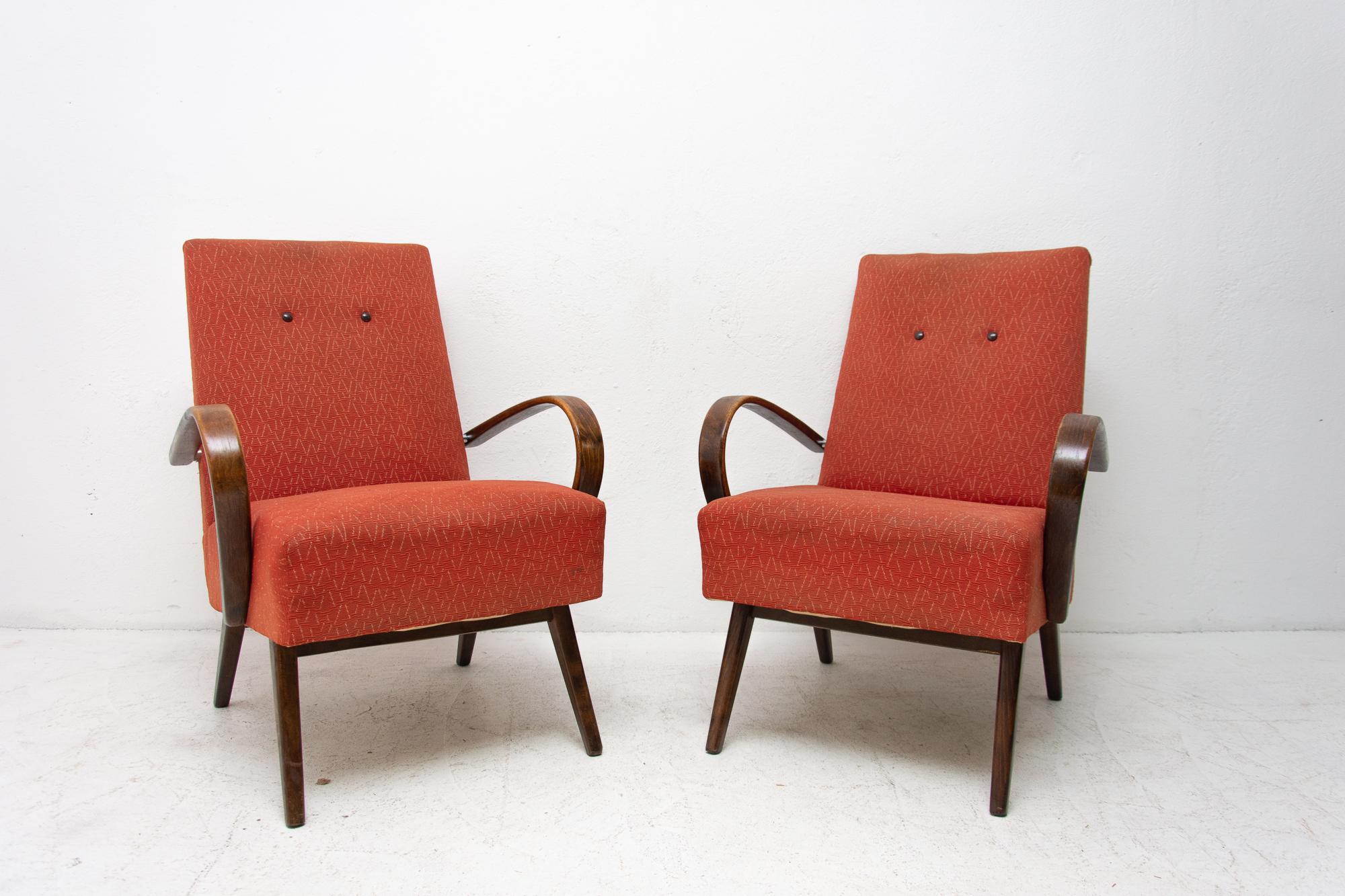 These bentwood armchairs were designed by Jaroslav Šmídek and made in the former Czechoslovakia in the 1960s.

The chairs are stable and comfortable. They are in good vintage condition, bearing signs of age and using.

Price is for the pair.