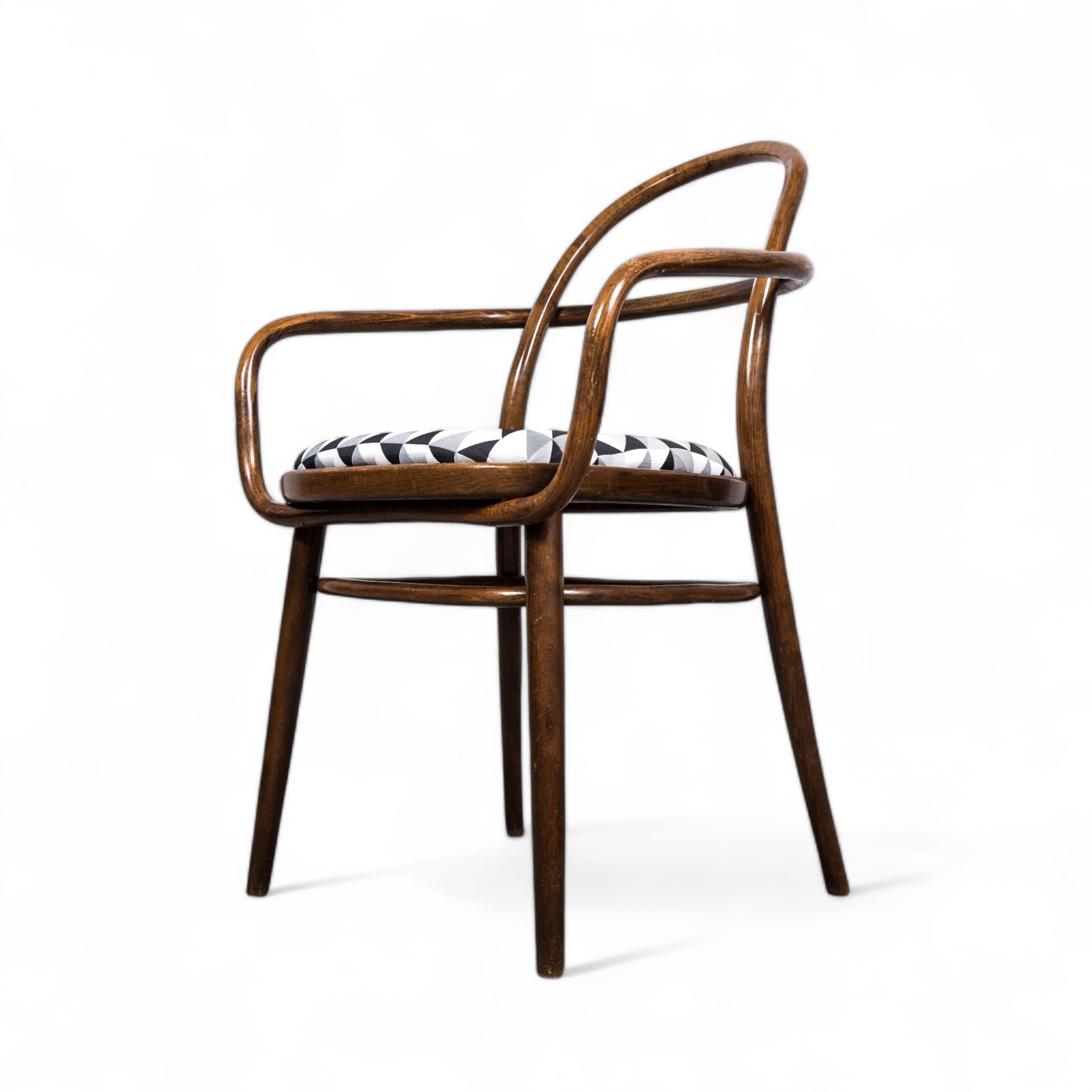 Ceco Coppia di poltrone in legno curvato del Mid Century di Radomír Hofman per Thonet/TON in vendita