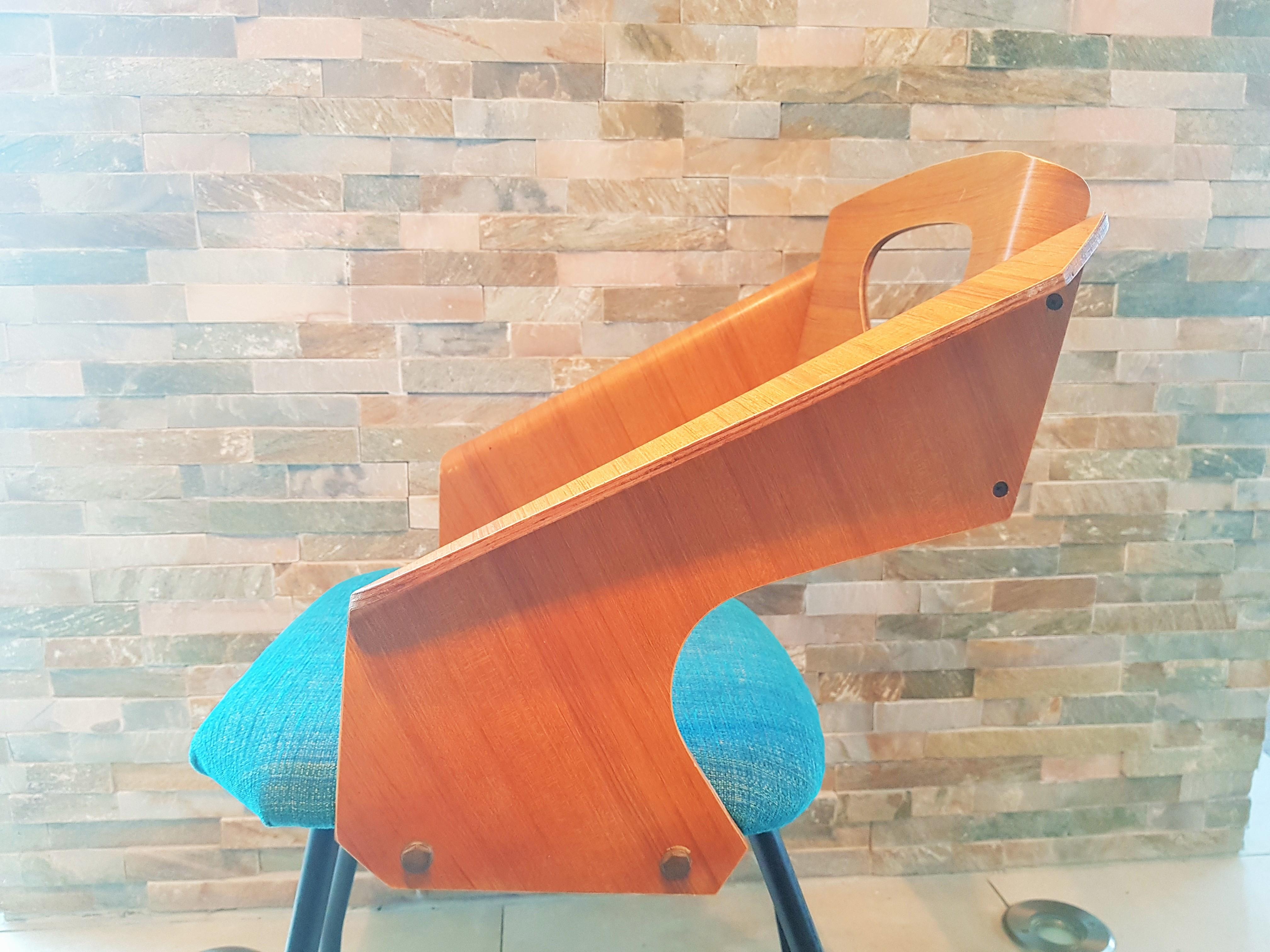 Paire de chaises en bois cintré du milieu du siècle Carlo Ratti pour Legni Curvi, Italie, années 1950 en vente 5