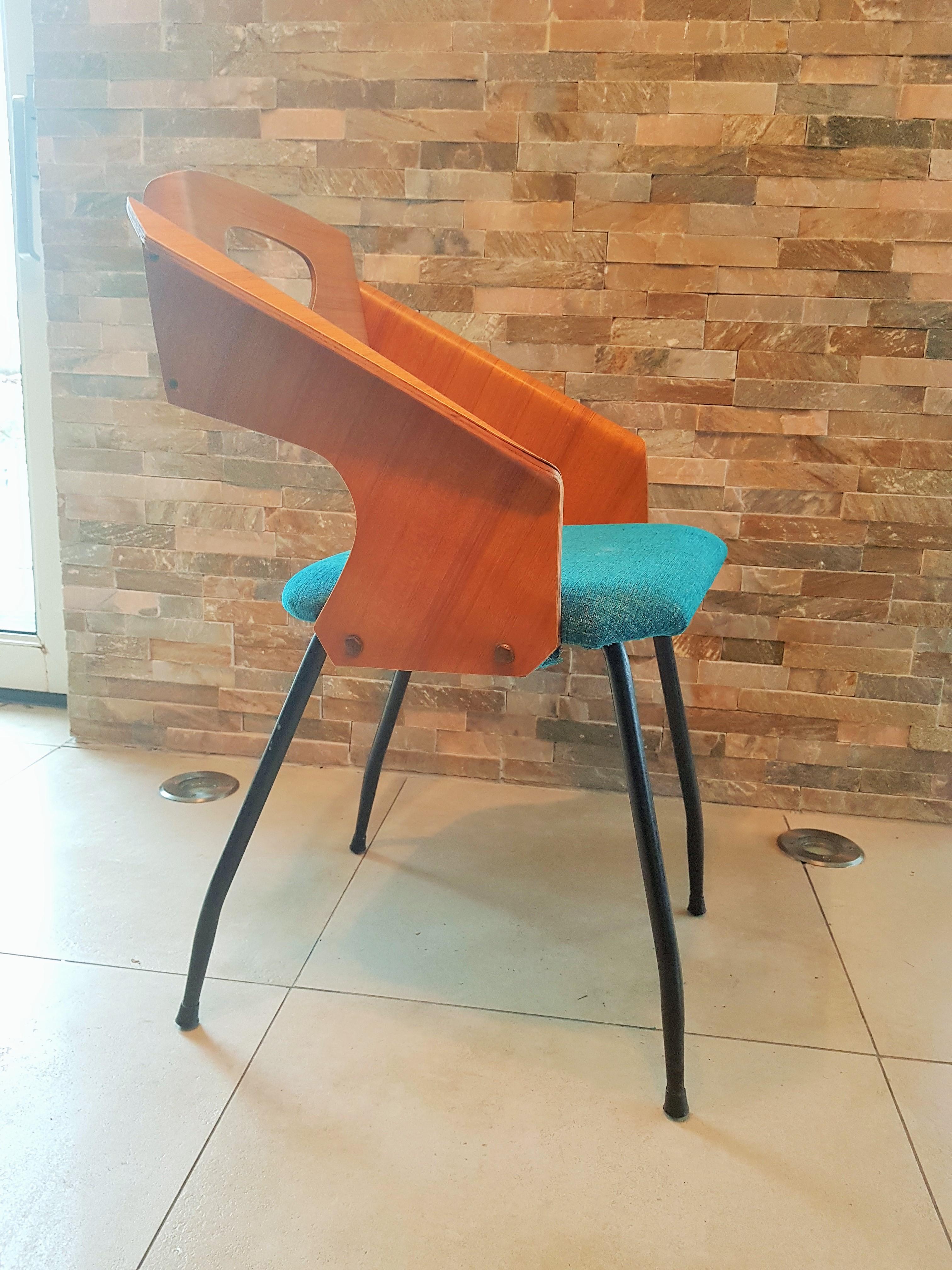 Paire de chaises en bois cintré du milieu du siècle Carlo Ratti pour Legni Curvi, Italie, années 1950 en vente 13