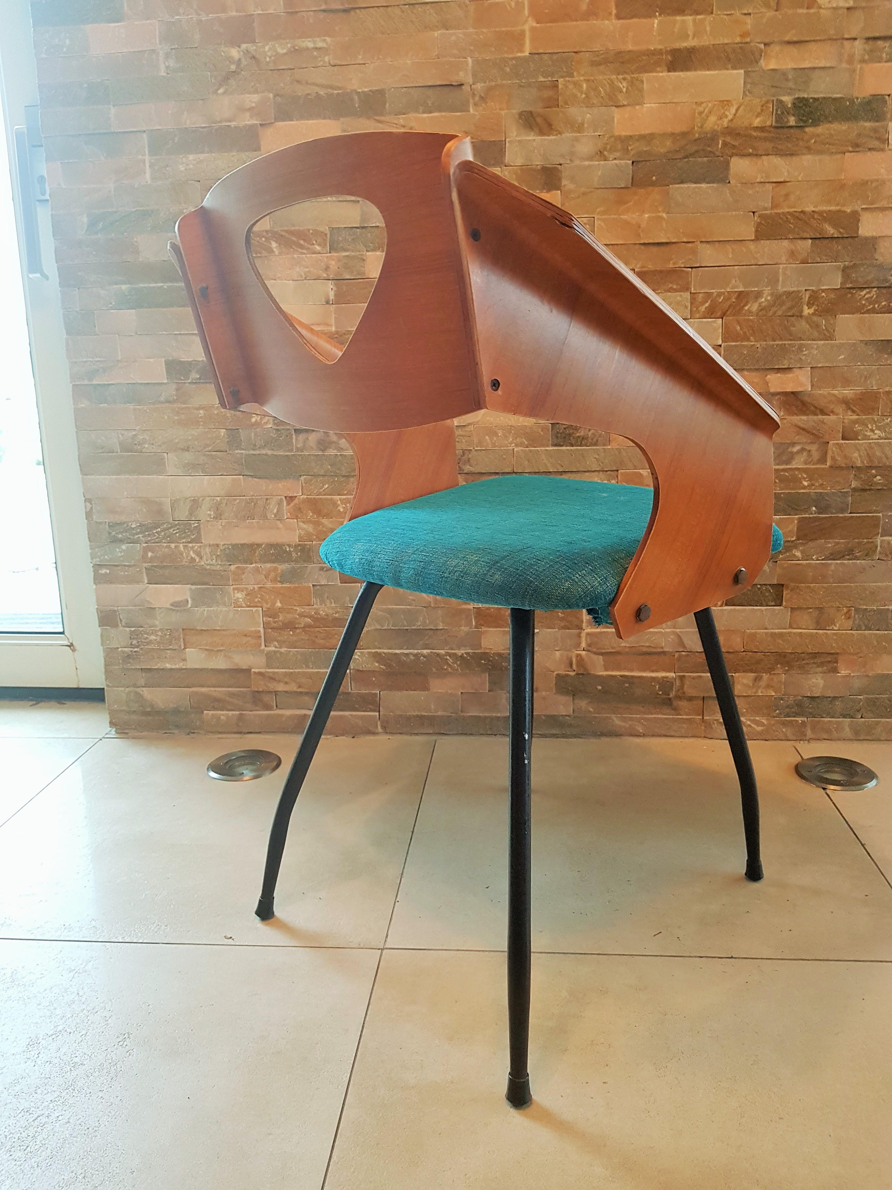 Mid-Century Modern Pair of Midcentury Bentwood Chairs Carlo Ratti for Legni Curvi, Italy, 1950s For Sale