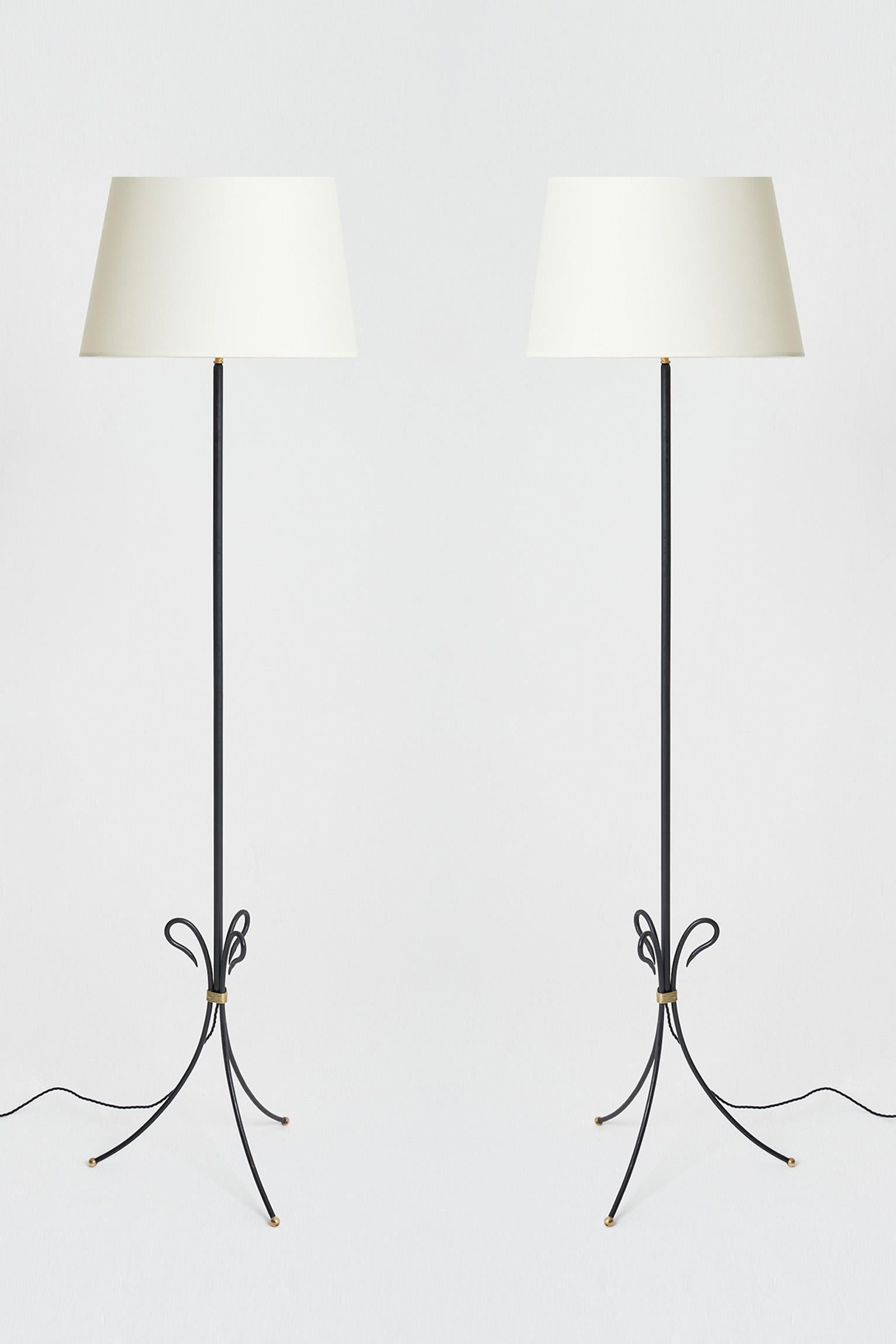 20th Century Pair of Mid-Century Black and Brass Floor Lamps