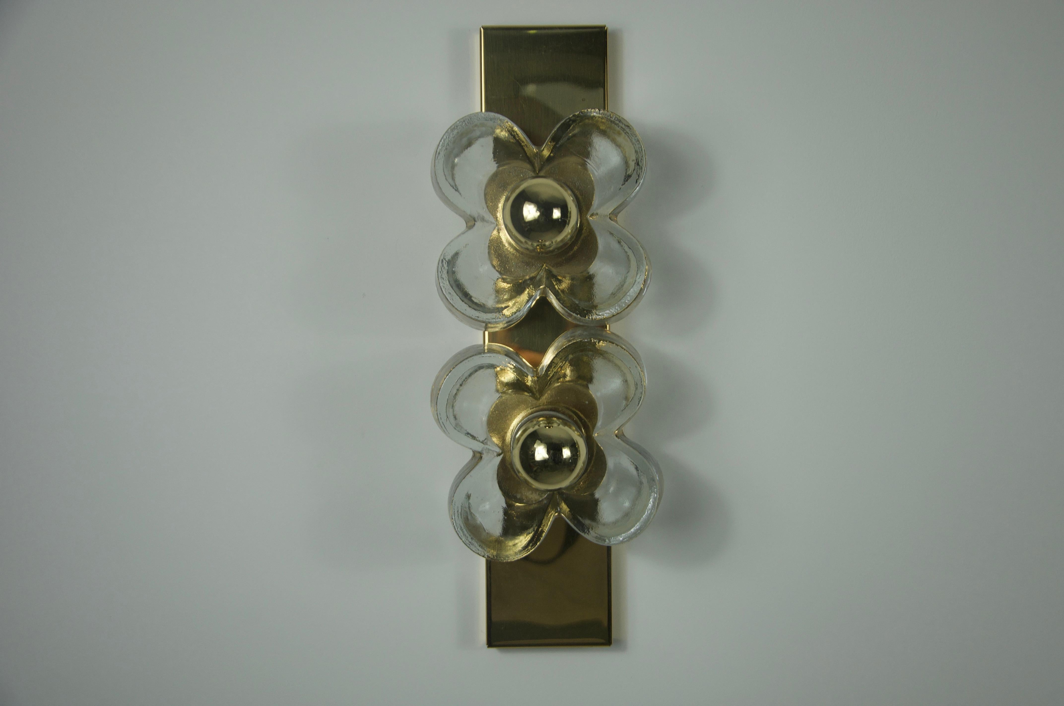 Ottone Pair of Mid-Century Brass and Glass Wall Lamps by SiSche, Germany, 1960s in vendita