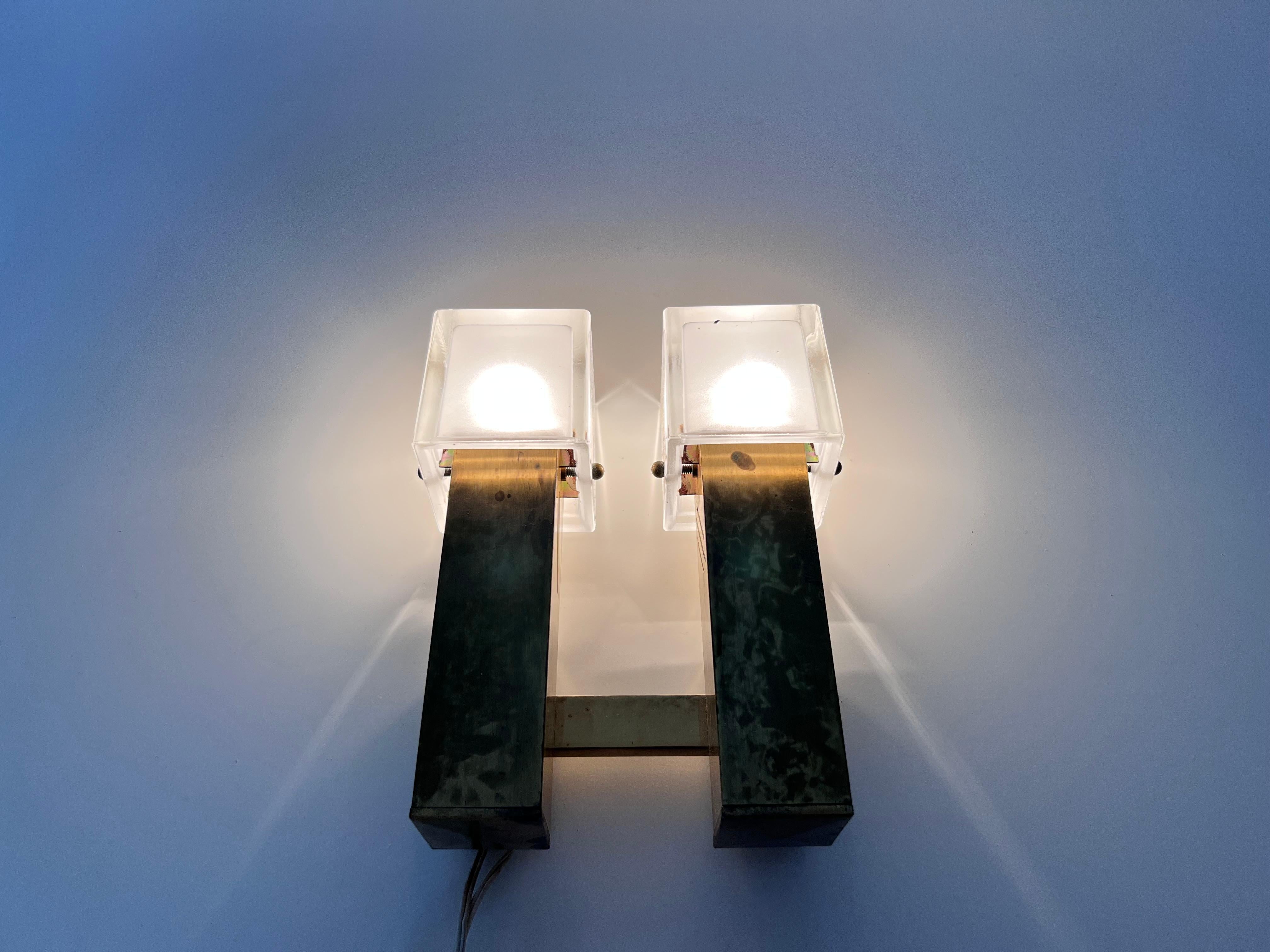 Pair of Mid-Century Brass and Ice Glass Wall Lamps, Italy, 1960s For Sale 7