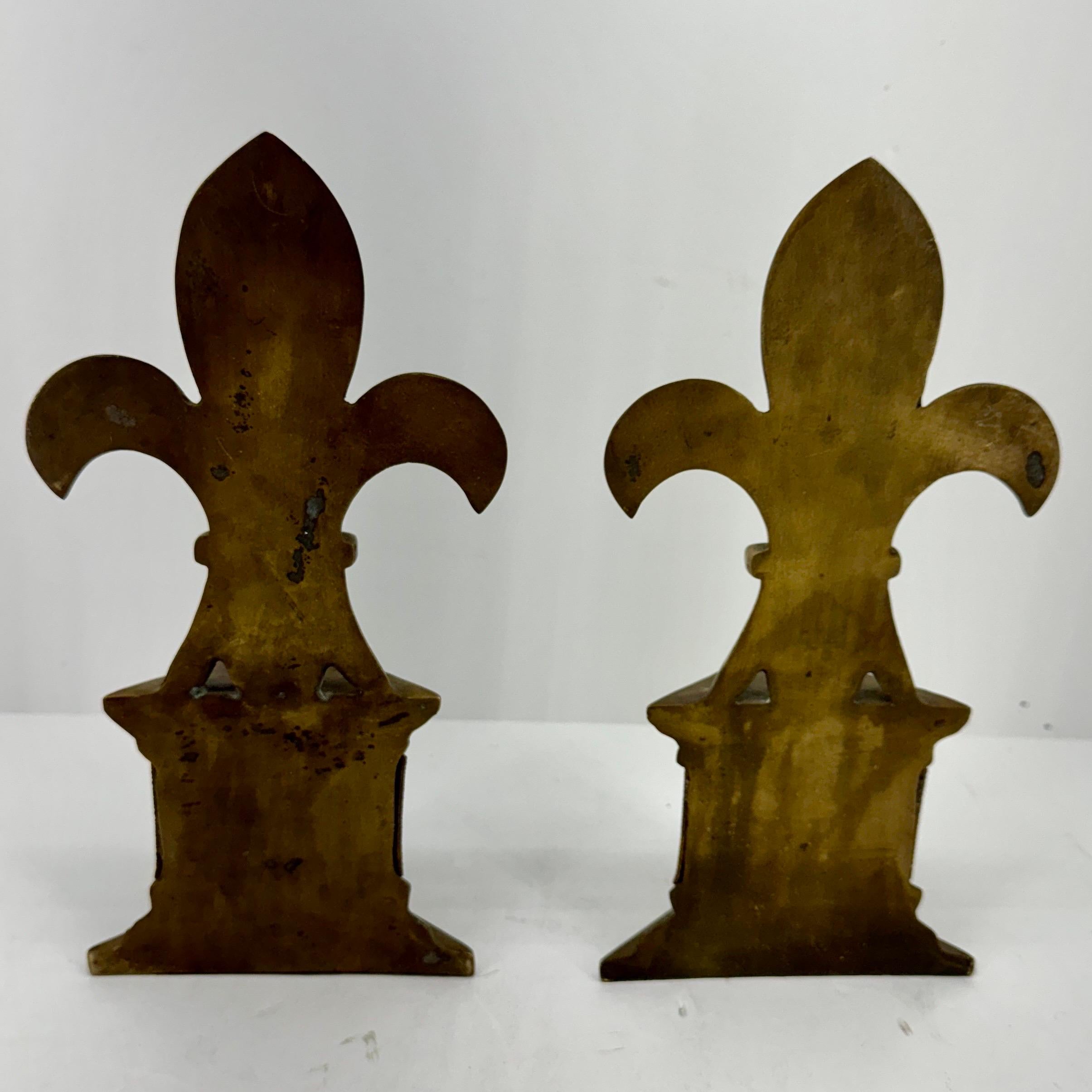  Pair of Mid-Century Brass Bookends with Louis Vuitton Monogram Fabric In Good Condition For Sale In Haddonfield, NJ