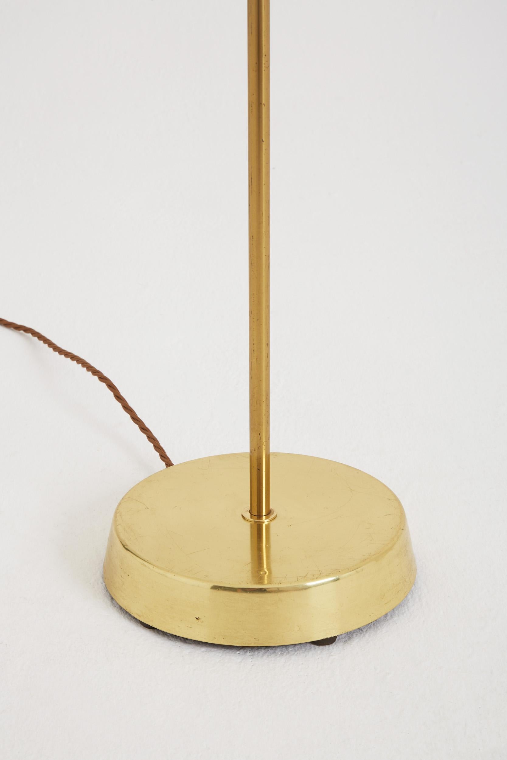 Mid-Century Modern Pair of Mid-Century Brass Floor Lamps