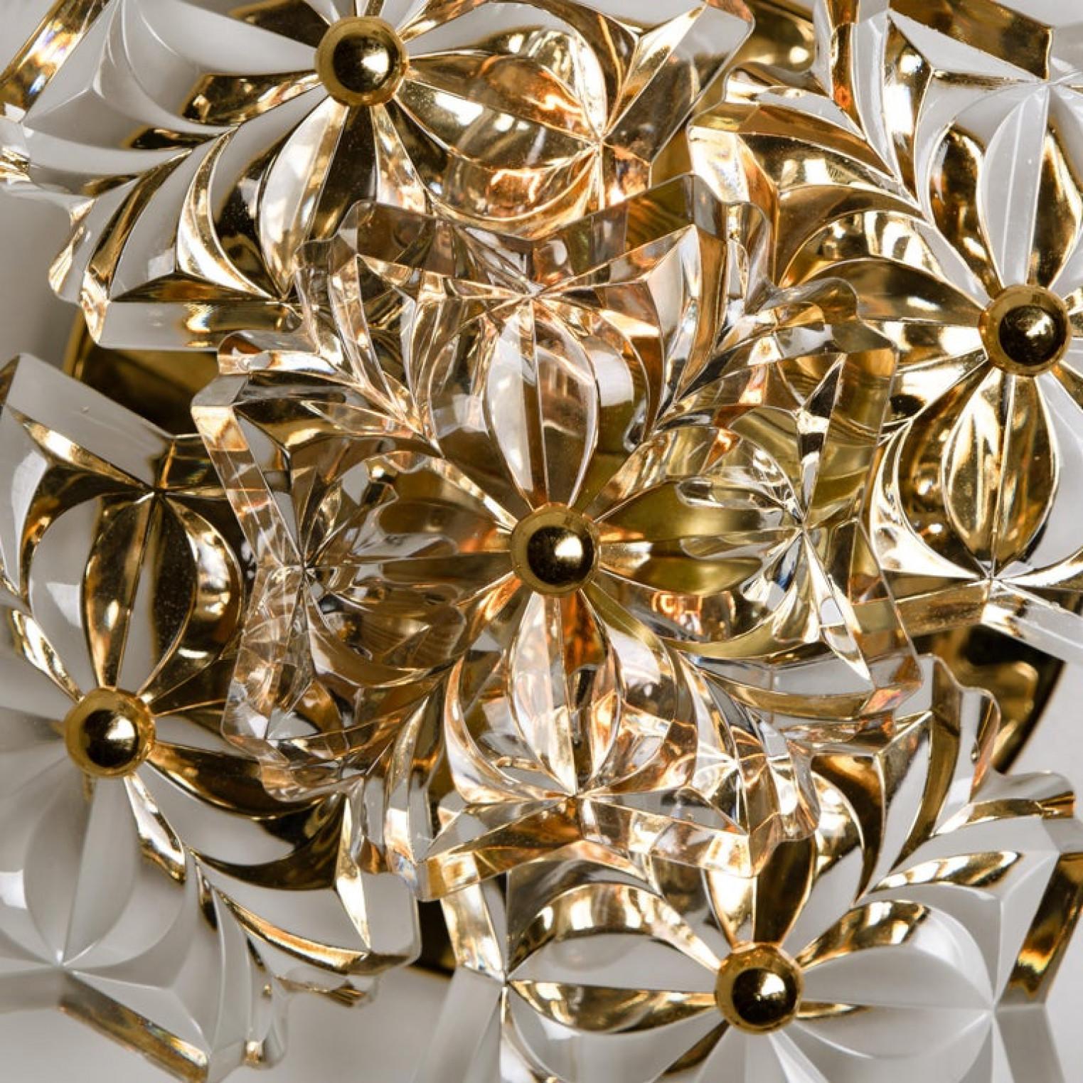Pair of Mid Century Brass Floral Wall Lights by Hillebrand, 1970s For Sale 4