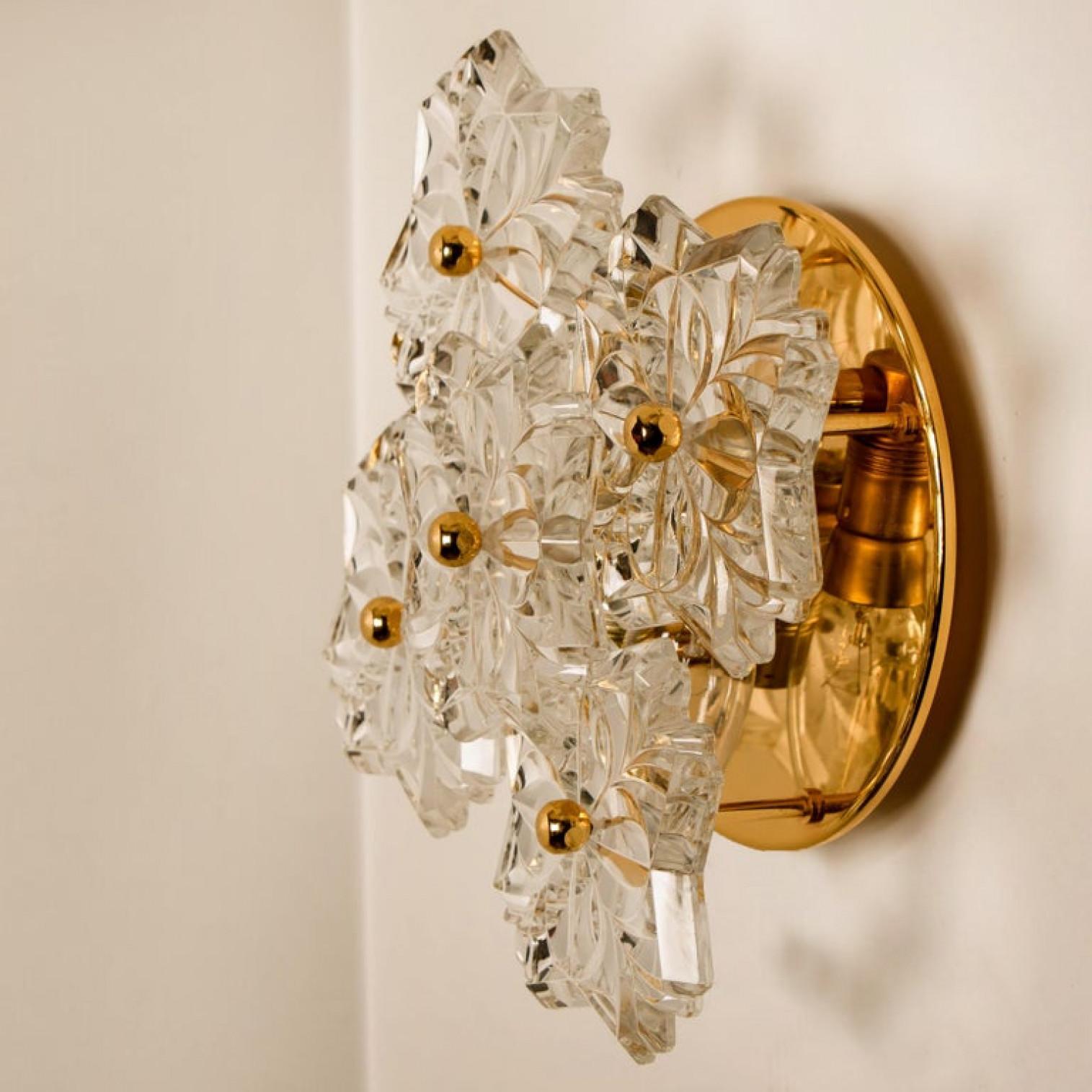 Pair of Mid Century Brass Floral Wall Lights by Hillebrand, 1970s For Sale 8