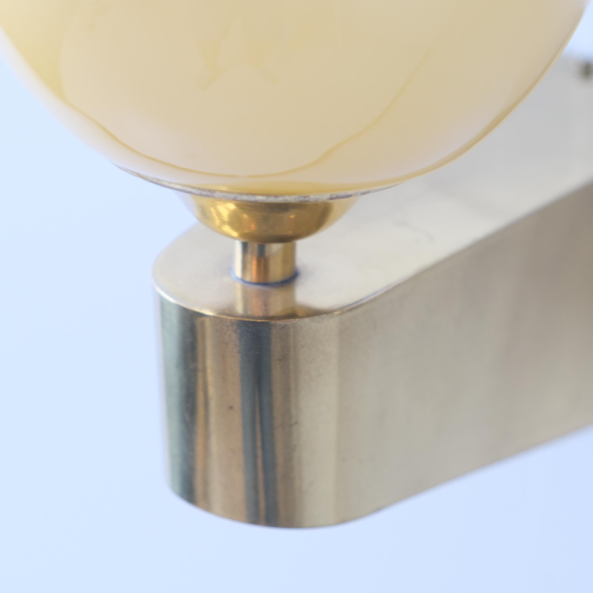 Pair of Mid-Century Brass & Glass Wall Lamps Model EY 49, Itsu 1950s For Sale 4