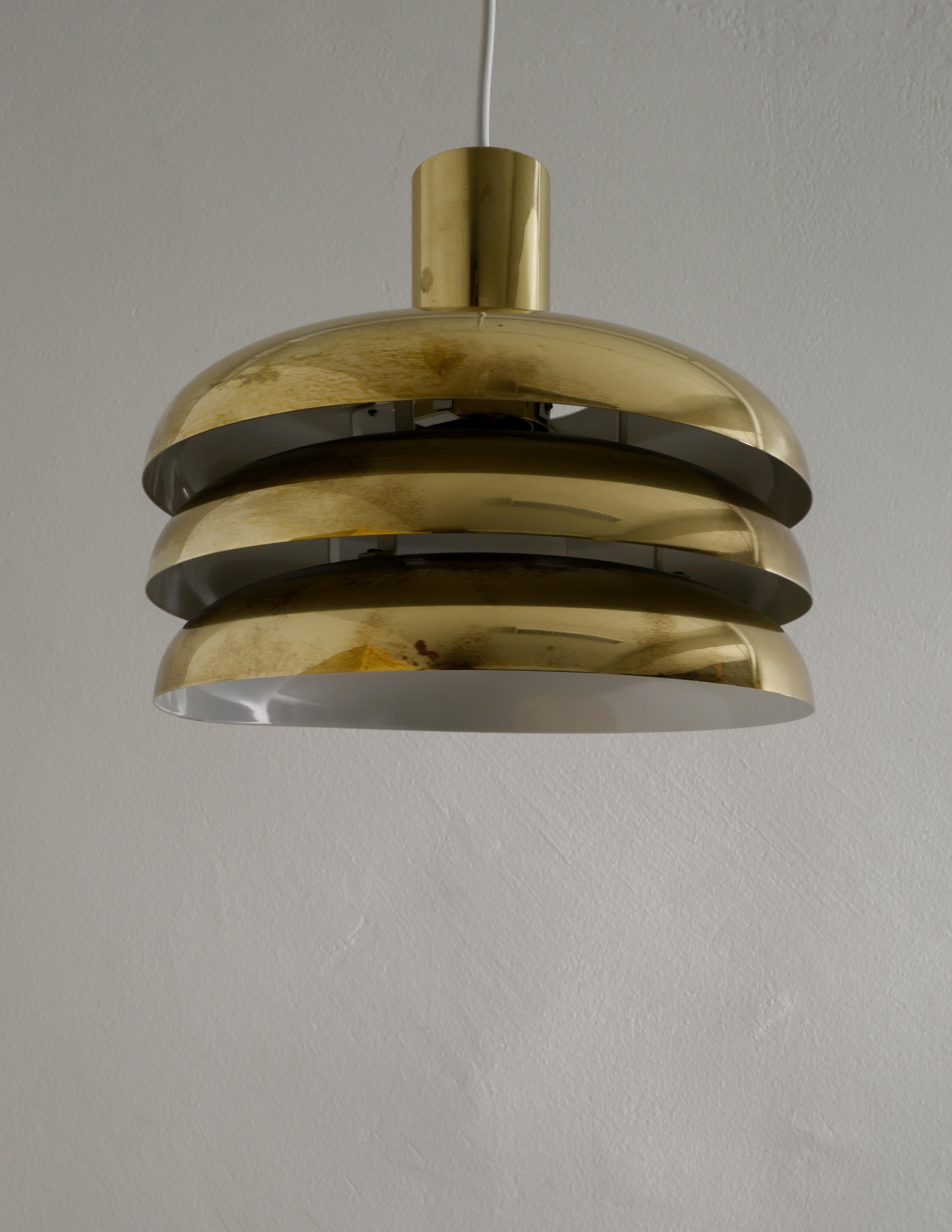 Pair of Midcentury Brass Pendants by Hans-Agne Jakobsson Produced in Sweden In Good Condition In Stockholm, SE