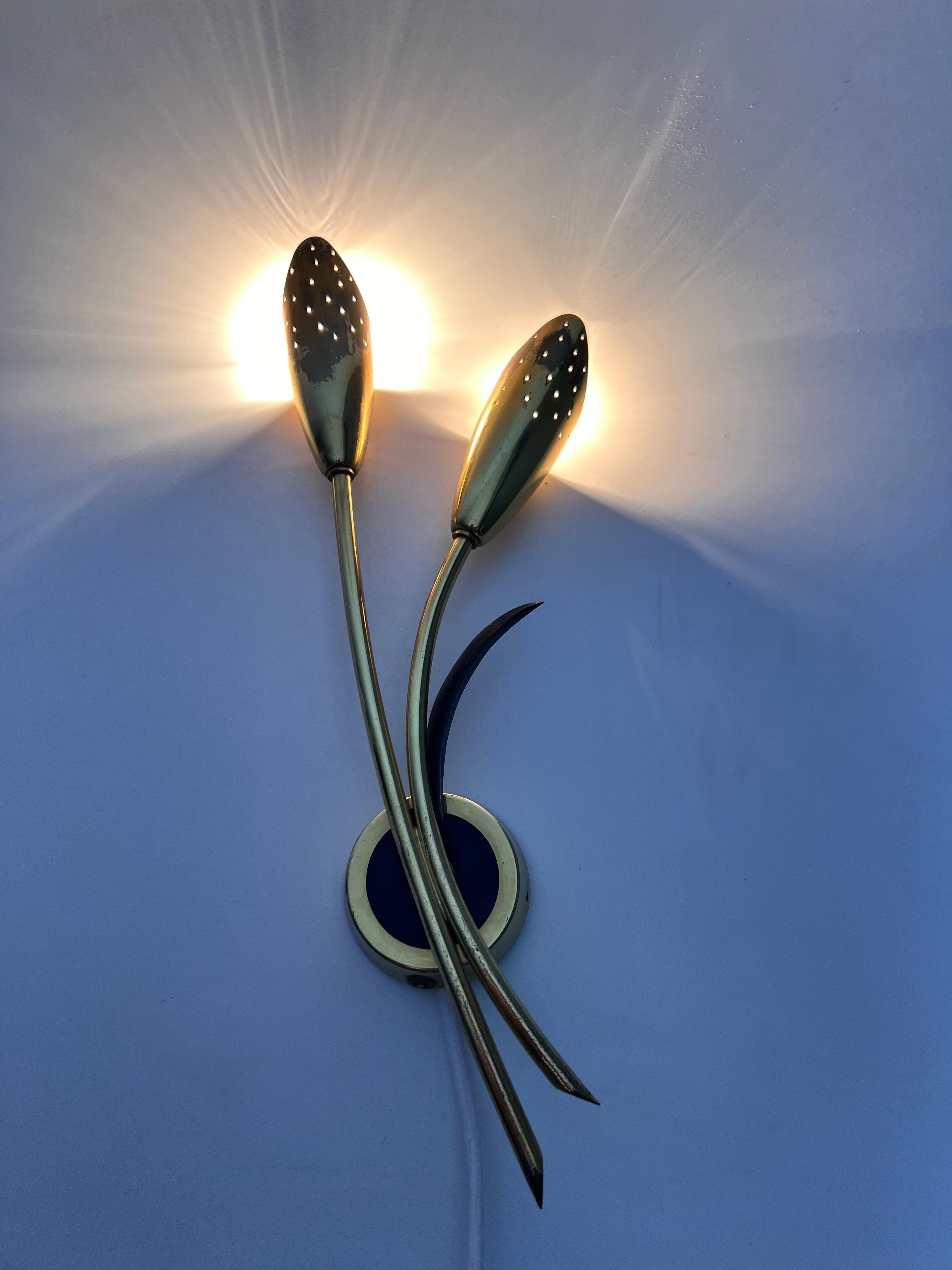 Pair of Mid-Century Brass Sputnik Wall Lamps, Italy, 1960s For Sale 5