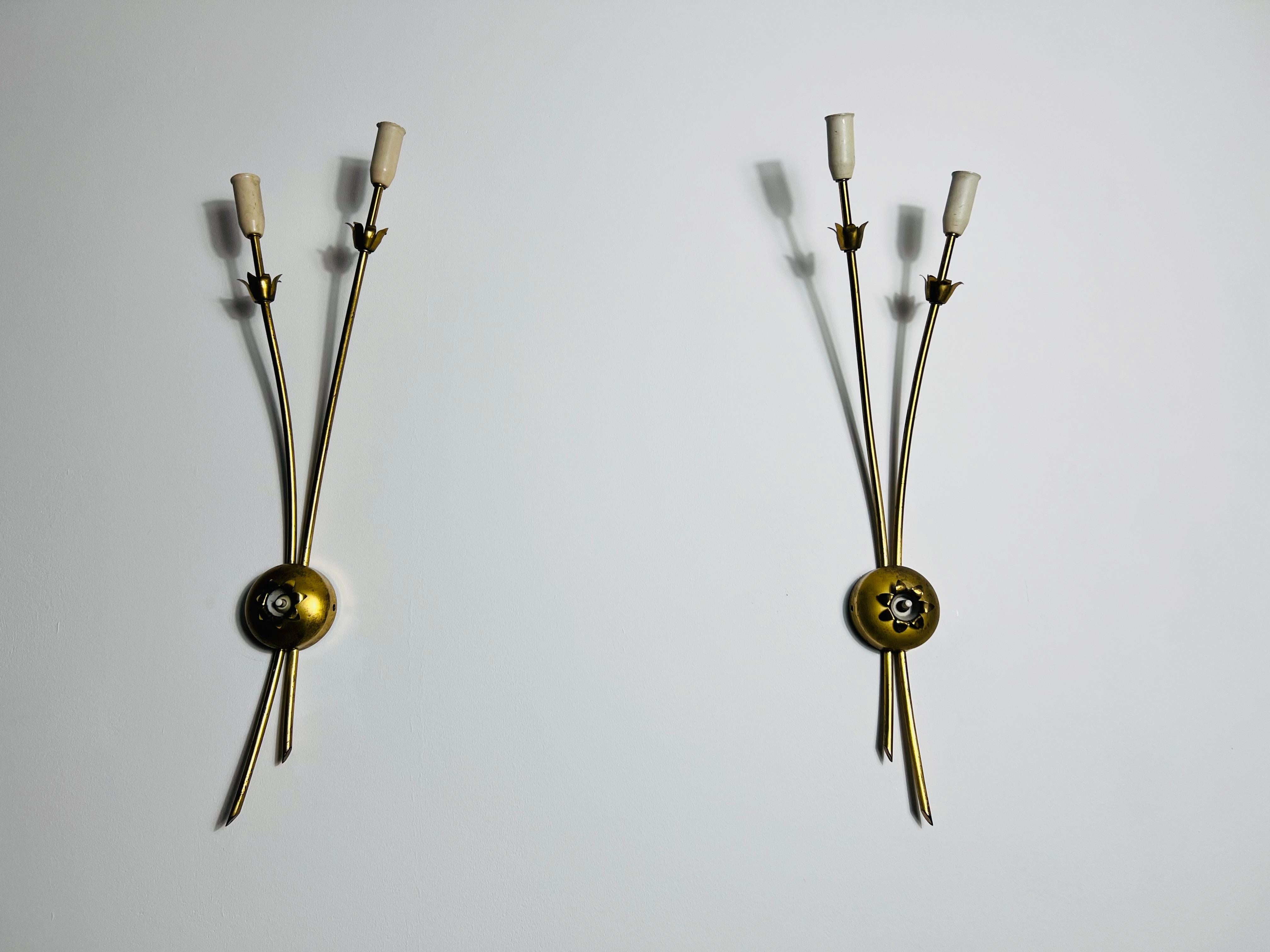 Mid-Century Modern Pair of Mid-Century Brass Sputnik Wall Lamps, Italy, 1960s For Sale