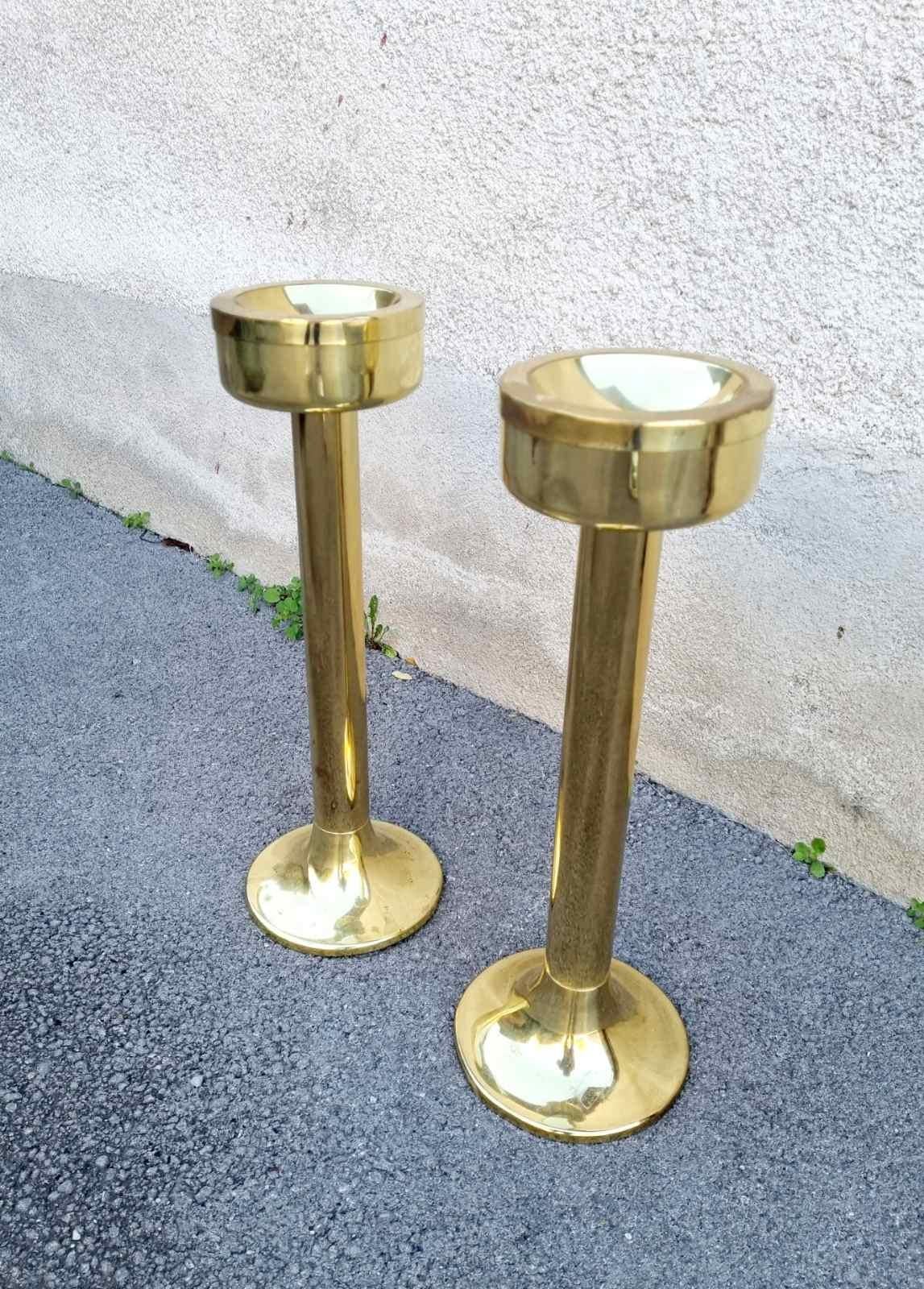 Paar Messing-Aschenbecher aus der Mitte des Jahrhunderts, Italien 60er Jahre im Angebot 5