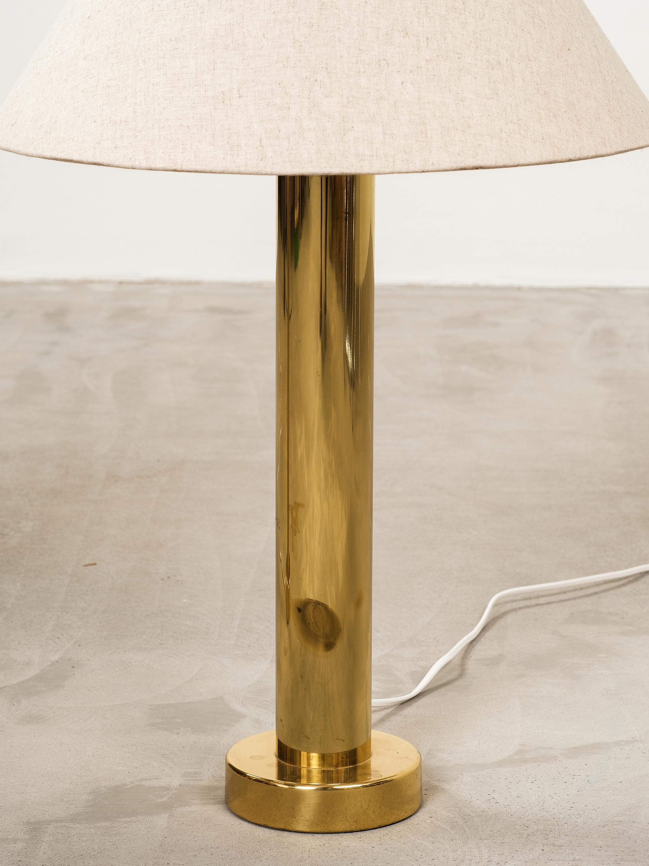 Pair of Mid-Century Brass Table Lamps by Kosta Elarmatur, Sweden, 1960s In Good Condition For Sale In Karis, Nyland
