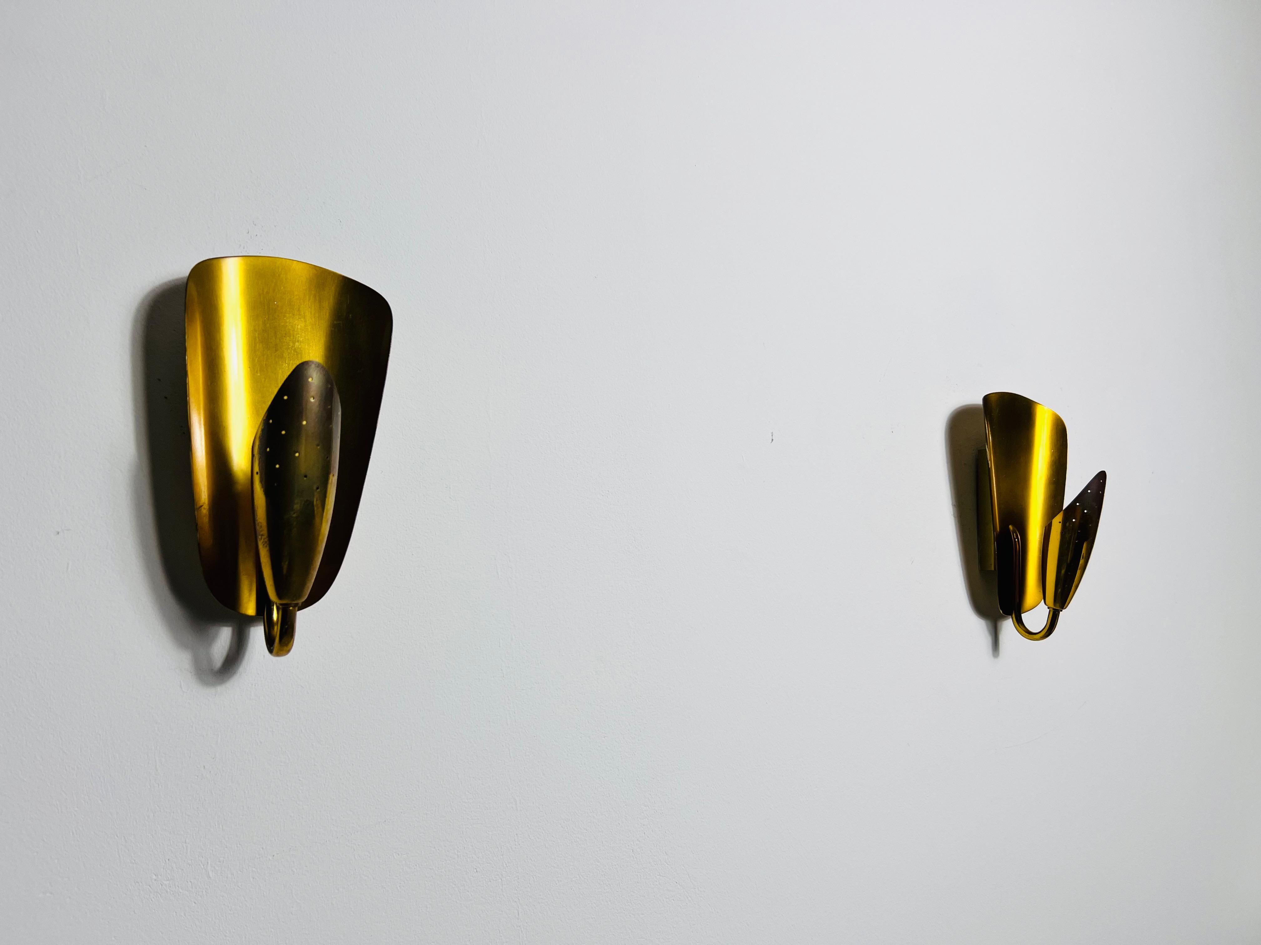 Mid-20th Century Pair of Mid-Century Brass Wall Lamps, Italy, 1960s