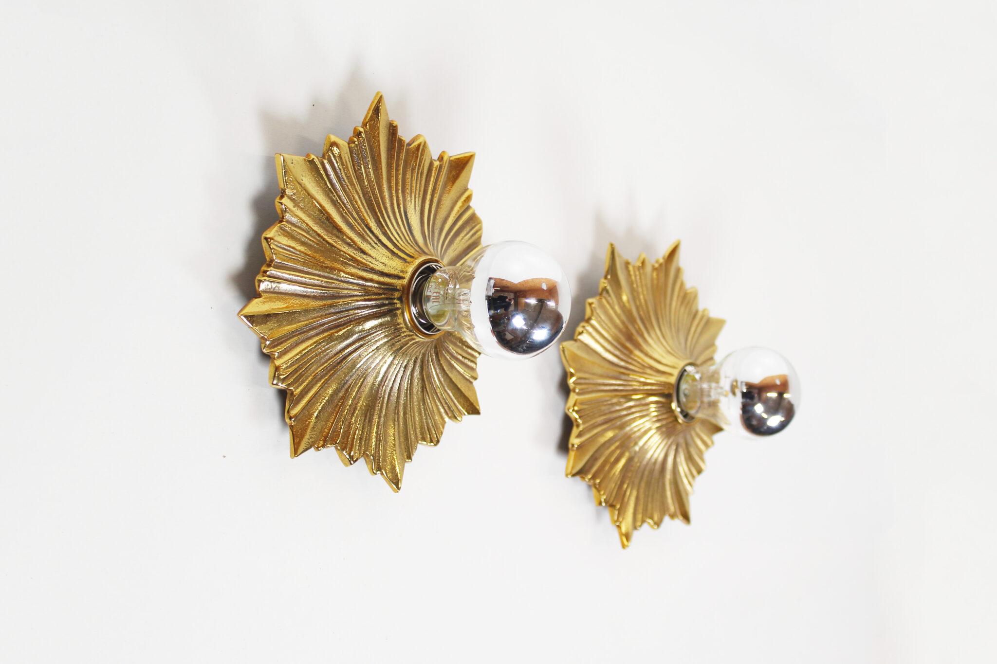Pair of Mid-Century Bronze Sunburst Wall Lights or Flush Mounts, c 1950s in vendita 1