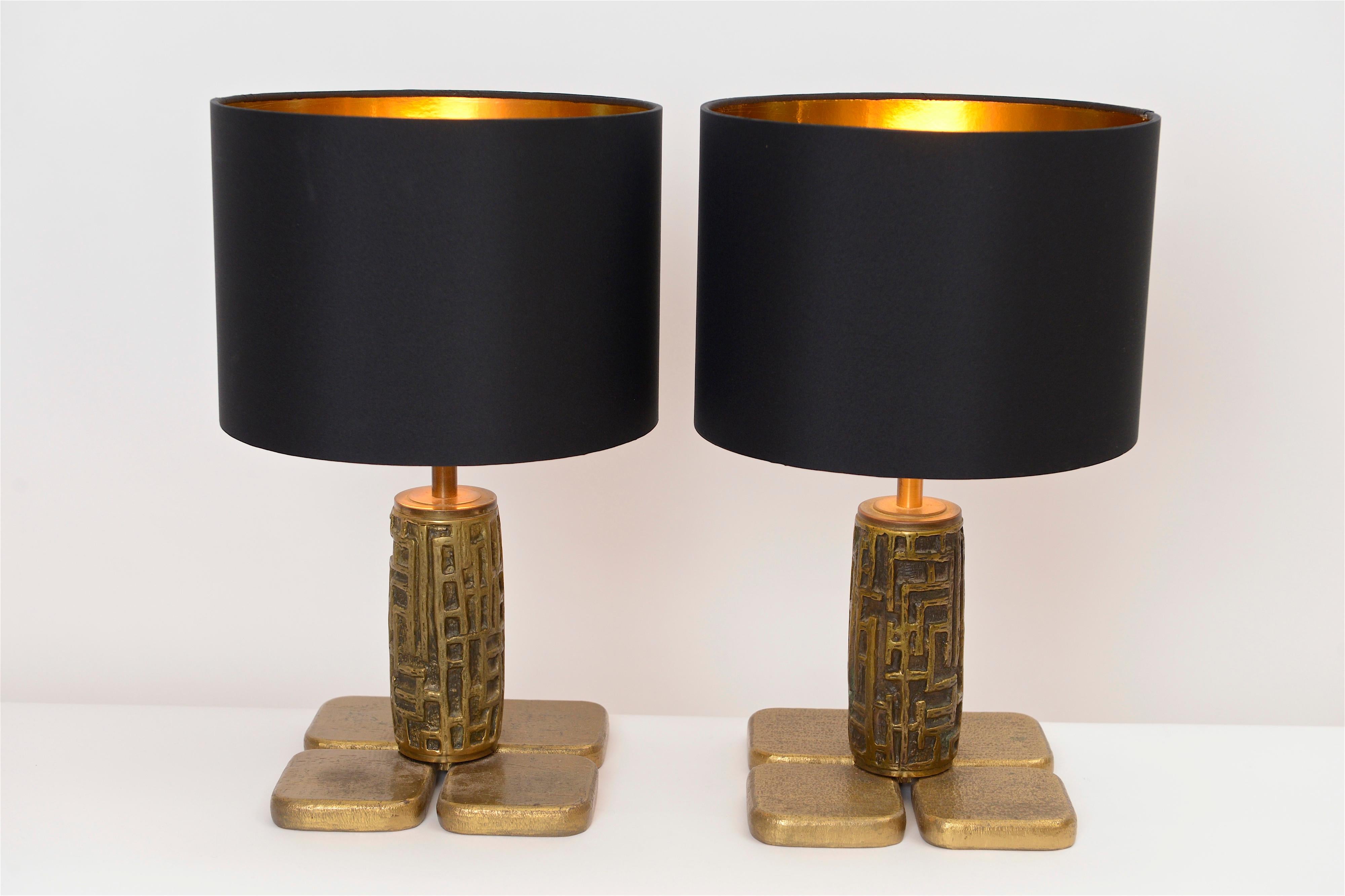 Mid-Century Modern Pair of Midcentury Bronze Table Lamps by Luciano Frigerio, circa 1960