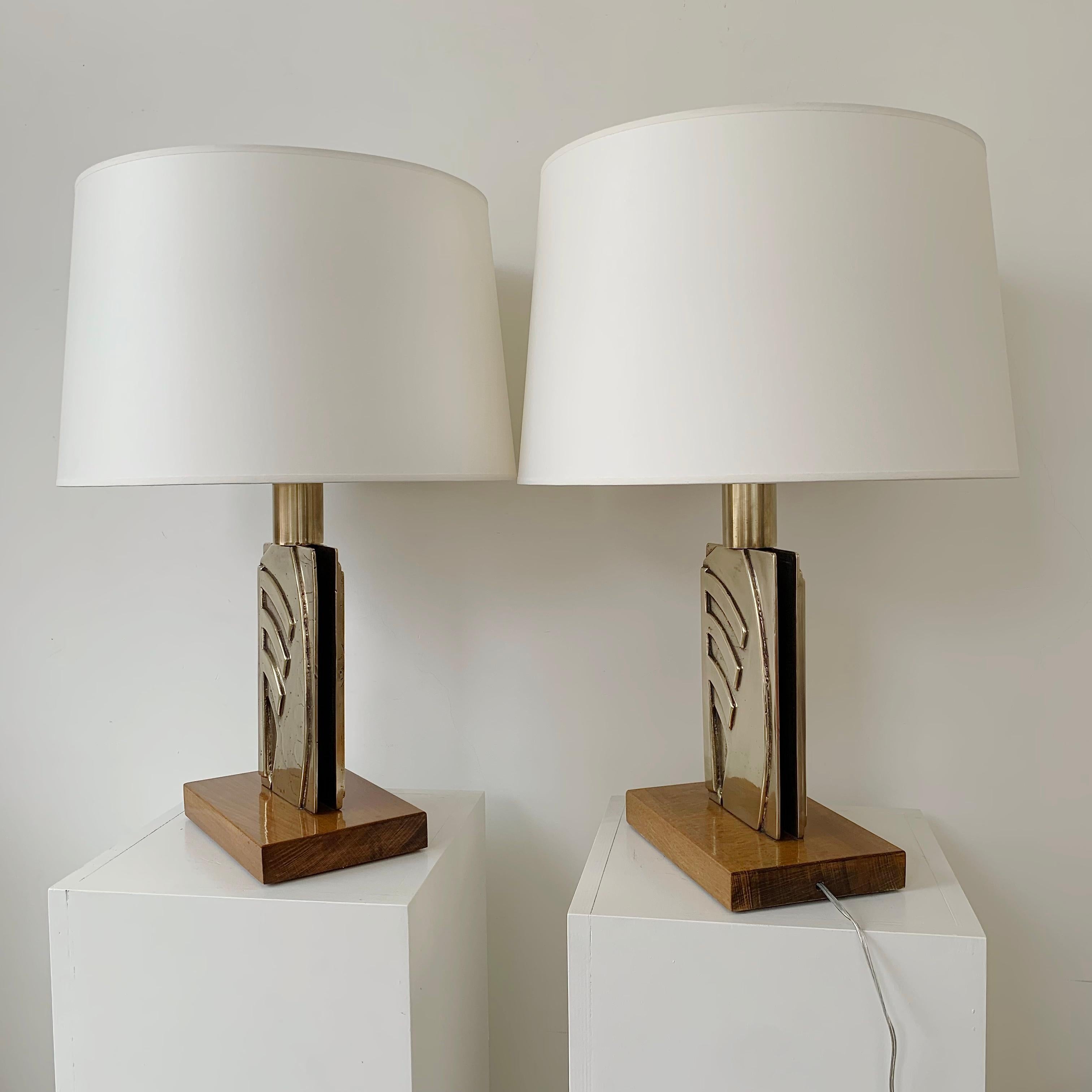 Pair of Mid-Century Bronze Table Lamps, circa 1970, Italy For Sale 4