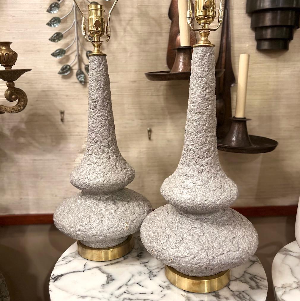 Paire de lampes de table brutalistes du milieu du siècle dernier en vente 2