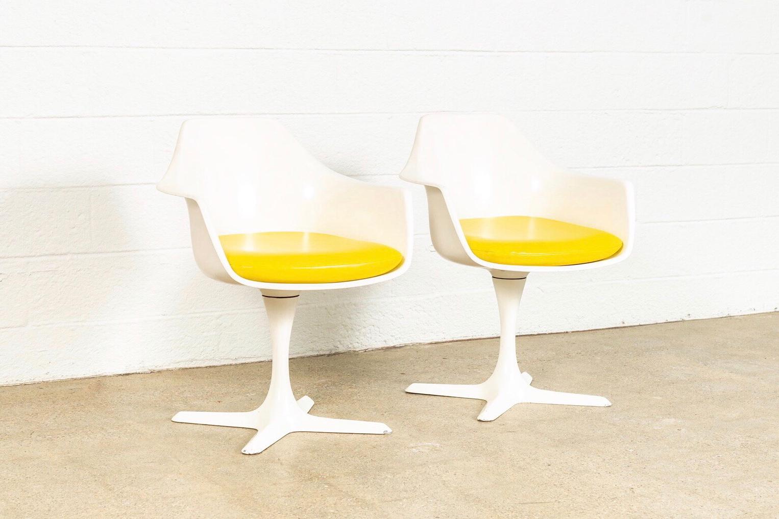 Pair of Mid Century Burke Tulip Yellow and White Arm Chairs, 1960s In Good Condition For Sale In Detroit, MI