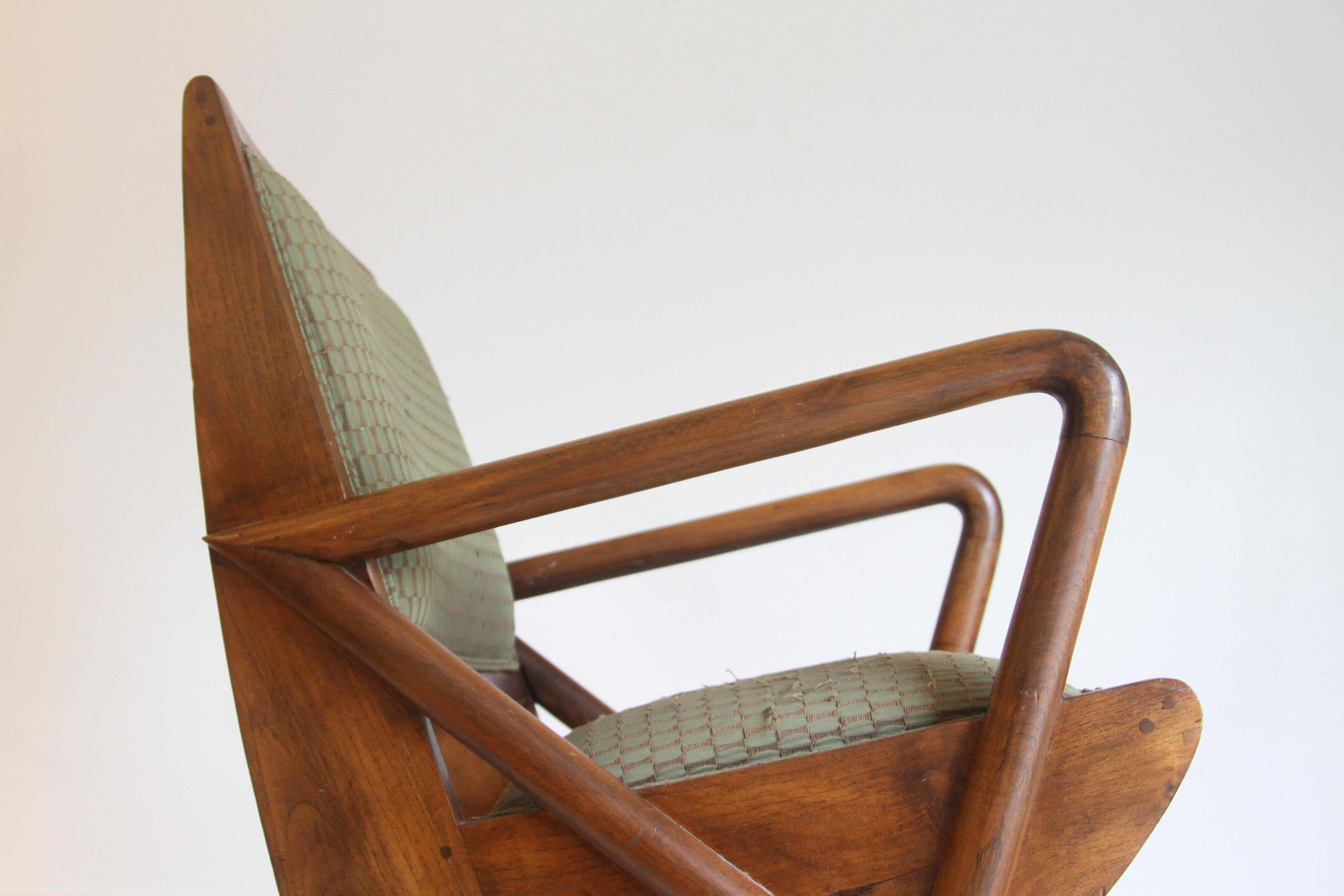 Pair of Midcentury Burma Bentwood Lounge Chairs 9